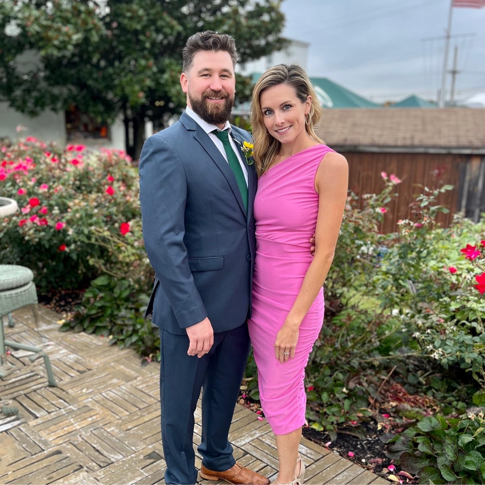 Cutest wedding guest dress under $45 and comes in a ton of colors! 

#LTKwedding #LTKunder50 #LTKstyletip