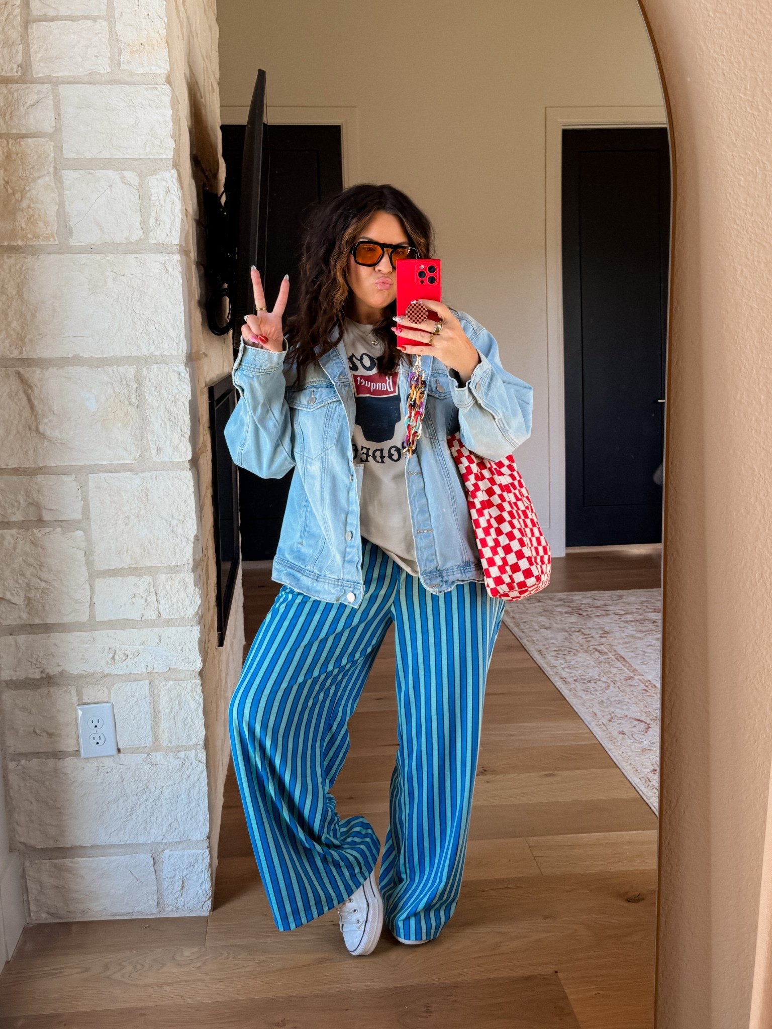 Fun lil Saturday outfit. 
Tee: XXL (and then I cut a little off the bottom)
Pants: XL (they run oversized and long)
Denim Jacket: XXL


#LTKMidsize #LTKFindsUnder50 #LTKStyleTip