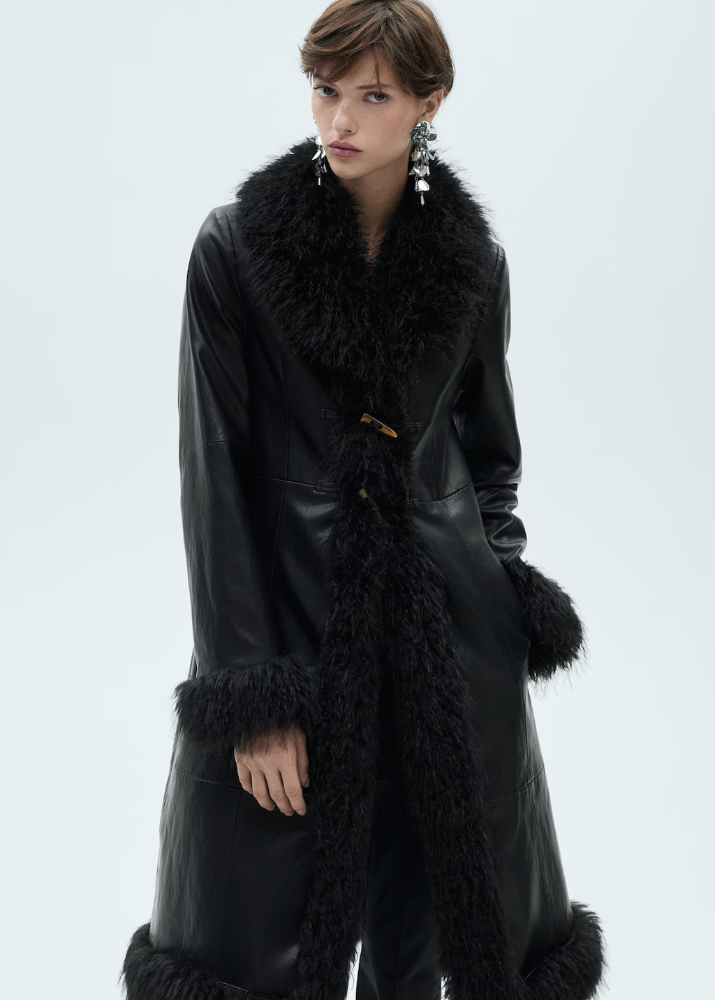 Shearling-lined fur-effect coat - Women | MANGO USA | Mango (US/MX/AU)