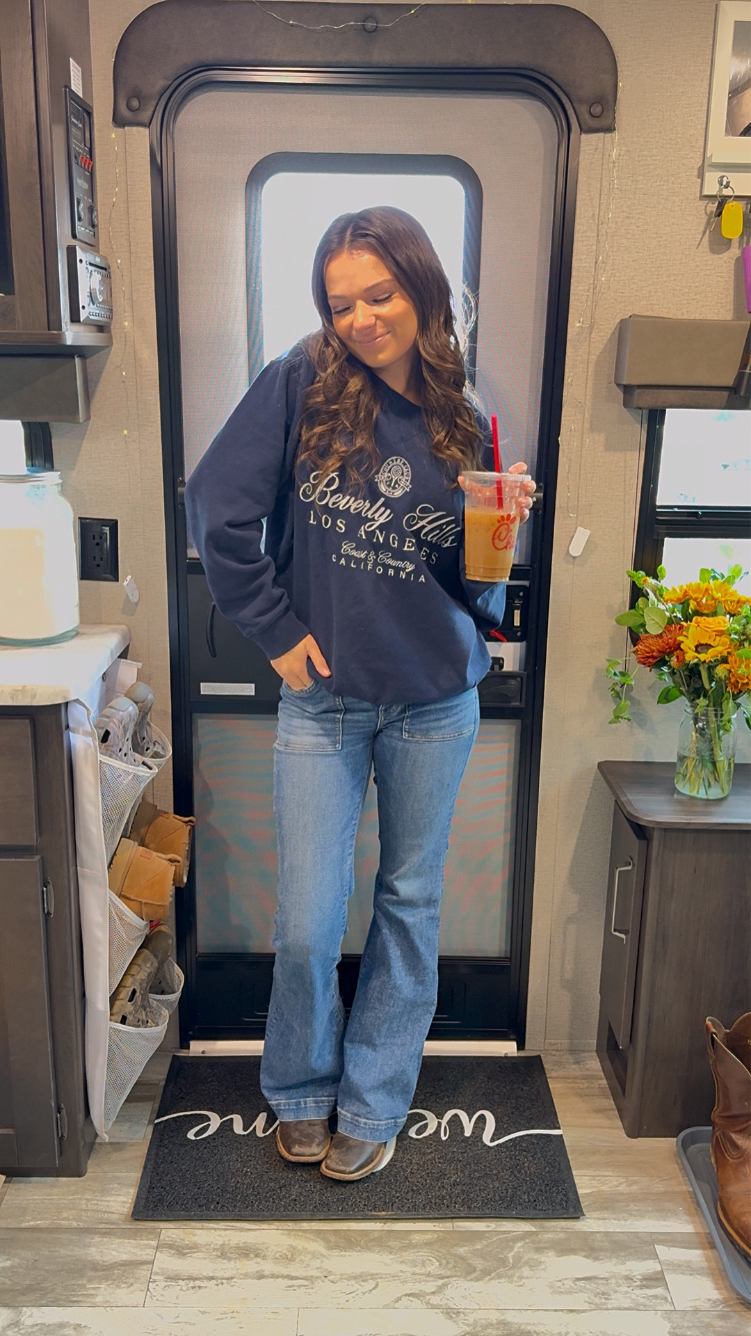 such a beautiful fall day🍁🍂🤍

#LTKSeasonal #LTKHome #LTKPetite