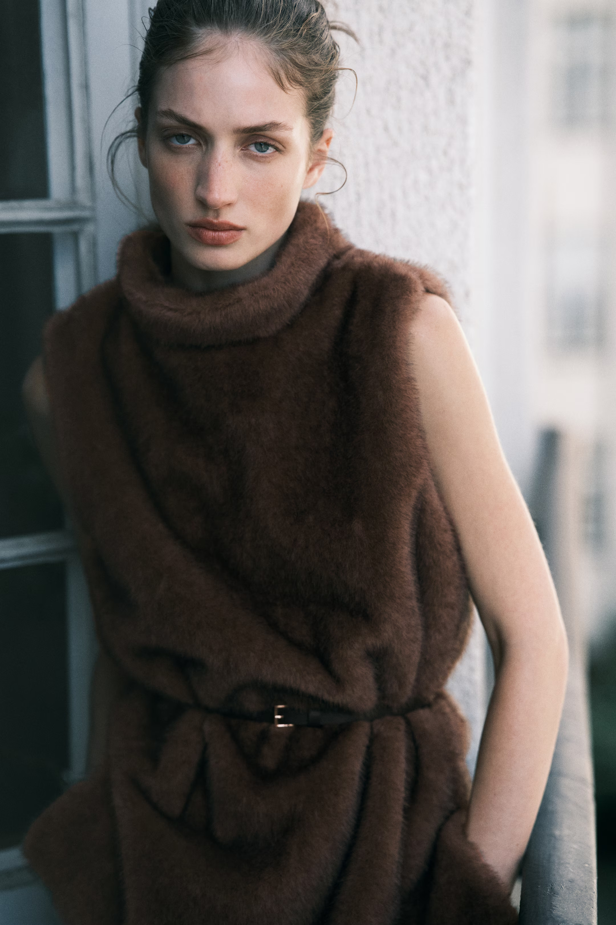 Belted turtleneck top | H&M (UK, MY, IN, SG, PH, TW, HK)