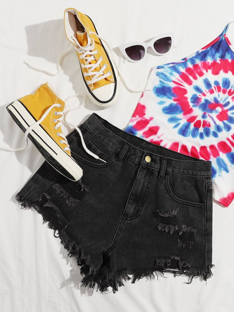Ripped Detail Frayed Trim Denim Shorts | SHEIN
