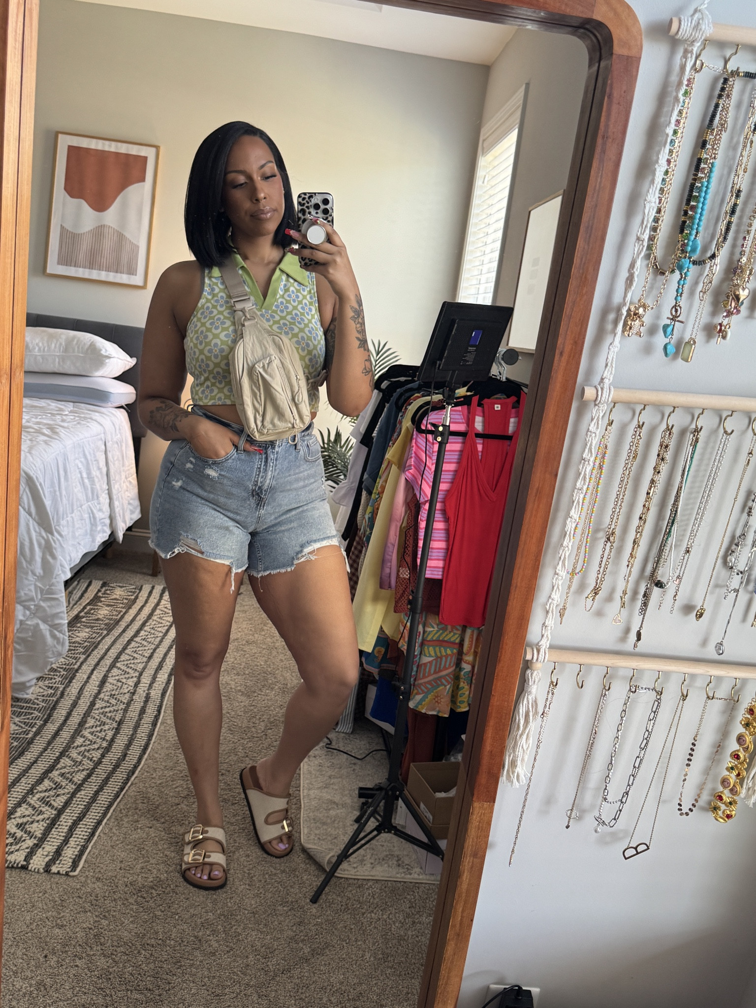 Top large
Shorts 11

#LTKMidsize #LTKTall #LTKootd