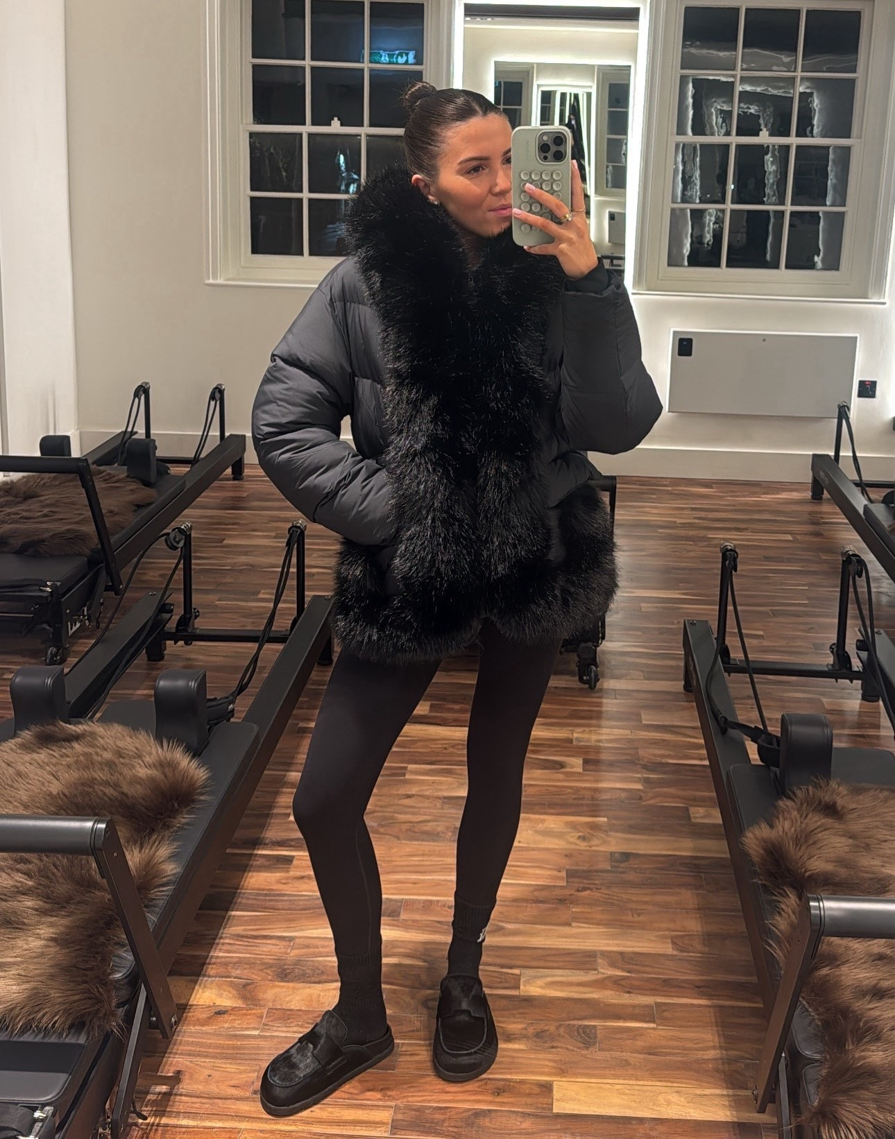 Winter outfit. Gym outfit. Cosy outfit. Puffer coat. Faux fur coat. Leggings. Gym leggings. Black leggings. Gym top. Long sleeve top. Athleisurewear. Mules. Flat shoes. H&M. H&M move. Glamify fashion  

#LTKwinter #LTKstyletip #LTKuk