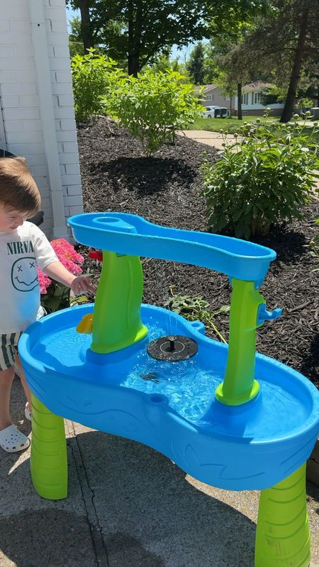 Water table season! Alex put our solar powered bird bath fountain into the table and it’s so perfect!!! Splashes a tiny bit and Oliver has loved it today, linking both!

Water table, toddler water table, step 2, toddler summer favorites, water toys, kids toys 

#LTKkids #LTKfamily #LTKSeasonal