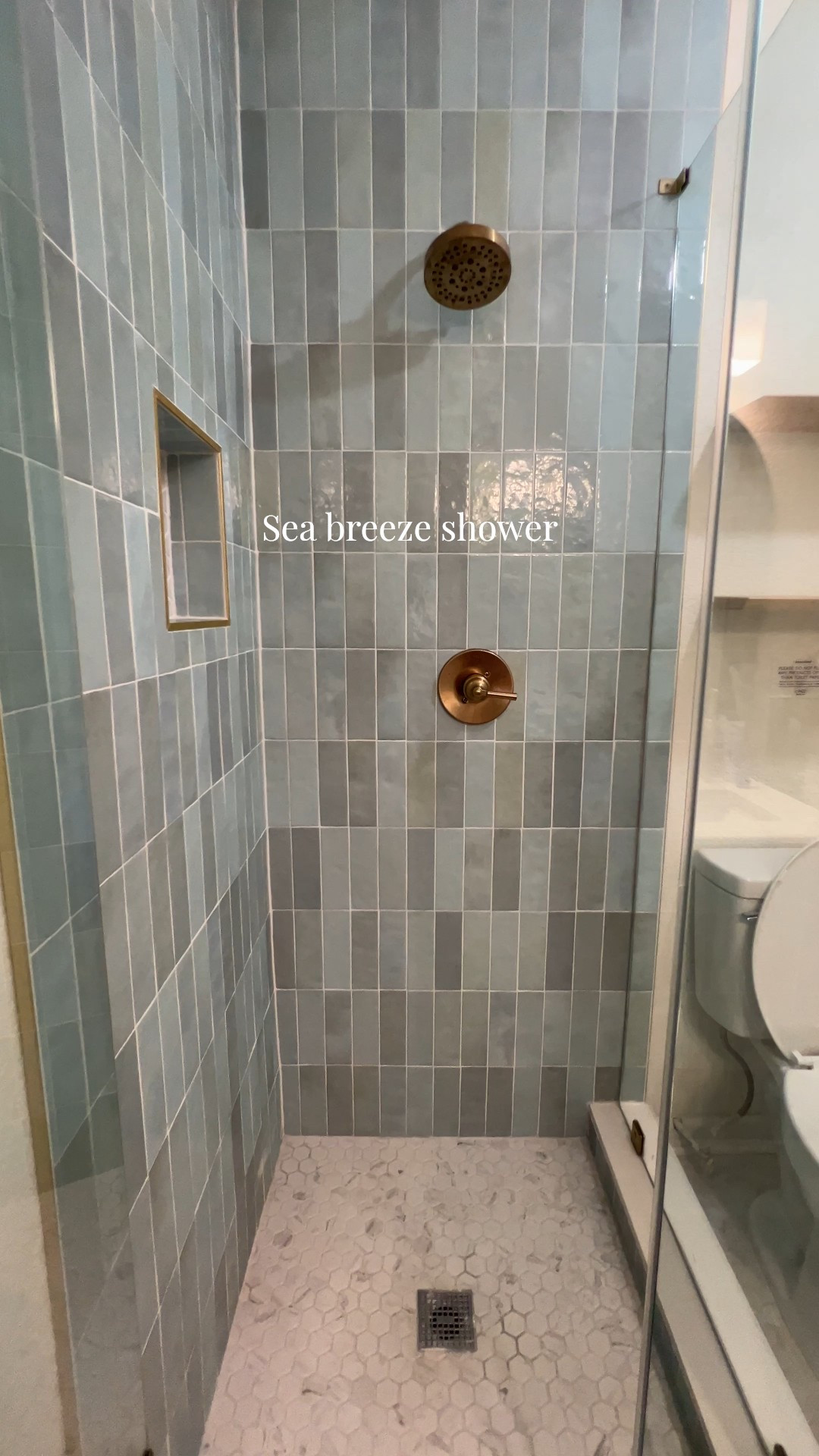 Coastal bathroom 🌊 

#LTKHome