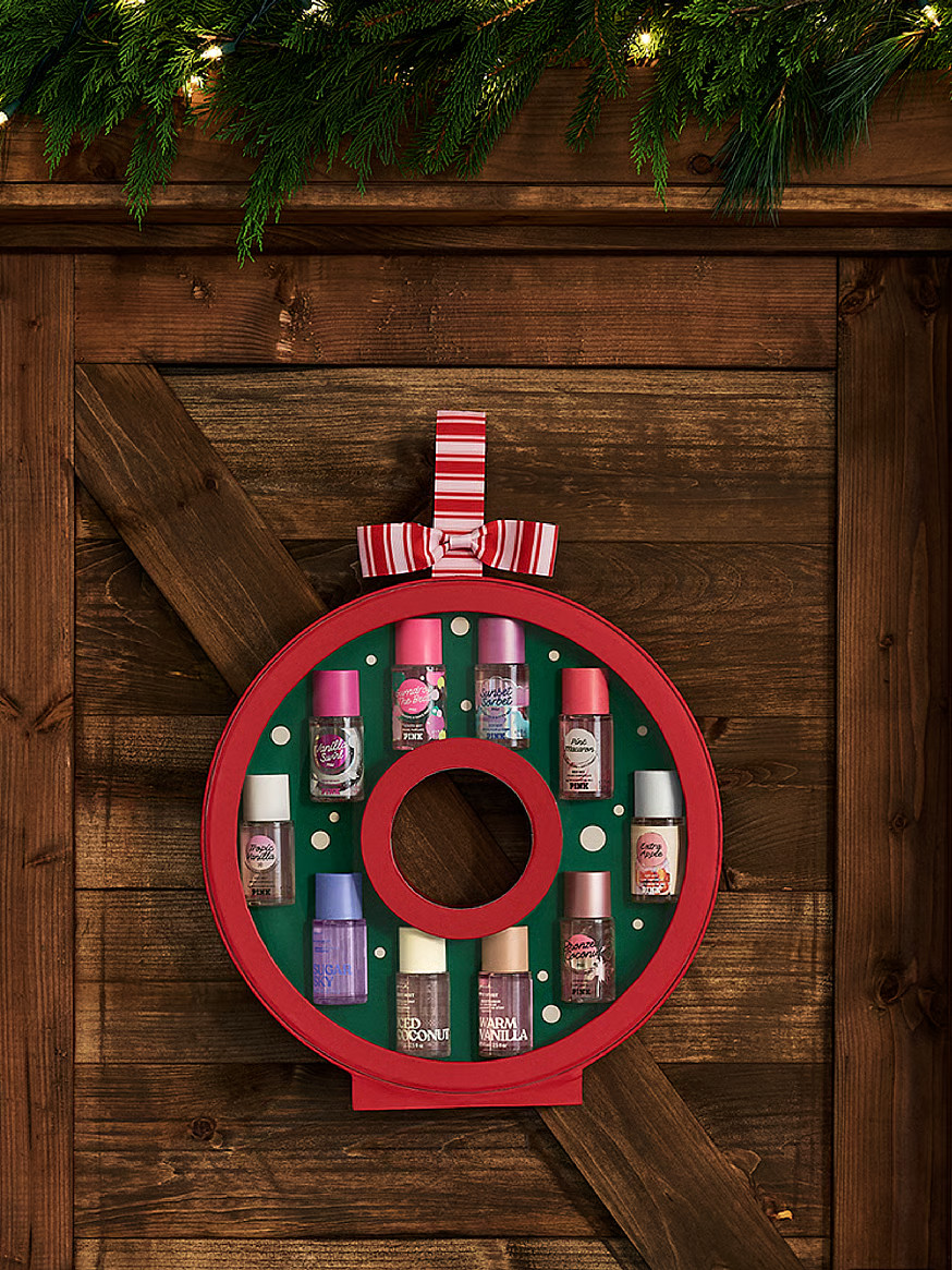 Did You Mist Us? 10-Piece Body Mist Gift Wreath | Victoria's Secret (US / CA )