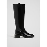 Stradivarius Flat equestrian-style boots BLACK 8 | Stradivarius (UK)
