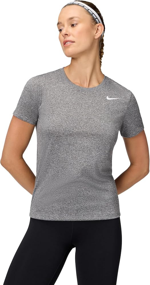 Amazon.com: Nike Women's Dri-Fit Legend T-Shirt, World Indigo/White, Large : Clothing, Shoes & Je... | Amazon (US)
