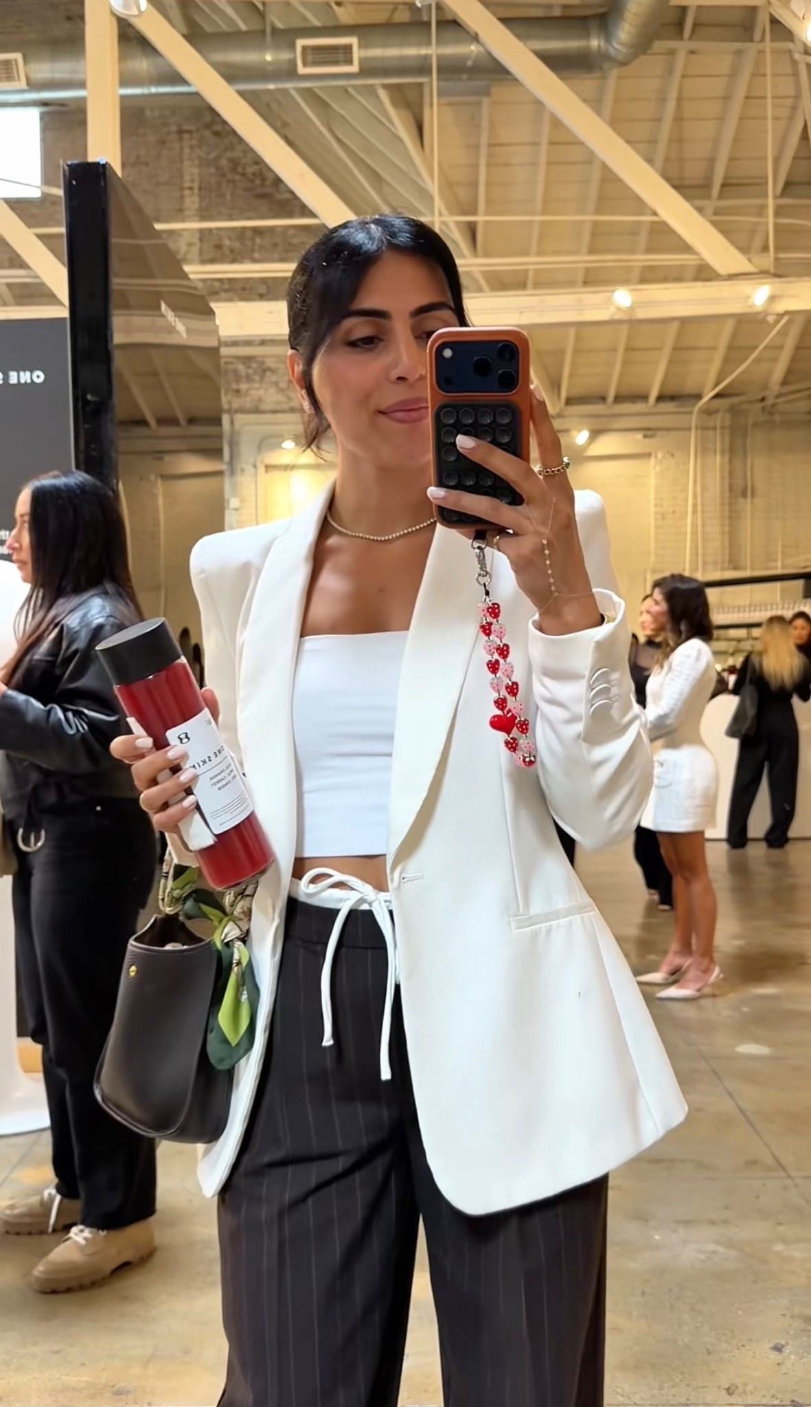 Today’s event look at one skin event 

Brown and white 
Elevated casual 
Zara finds 


#LTKdayinmylife #LTKselfcare #LTKBeauty