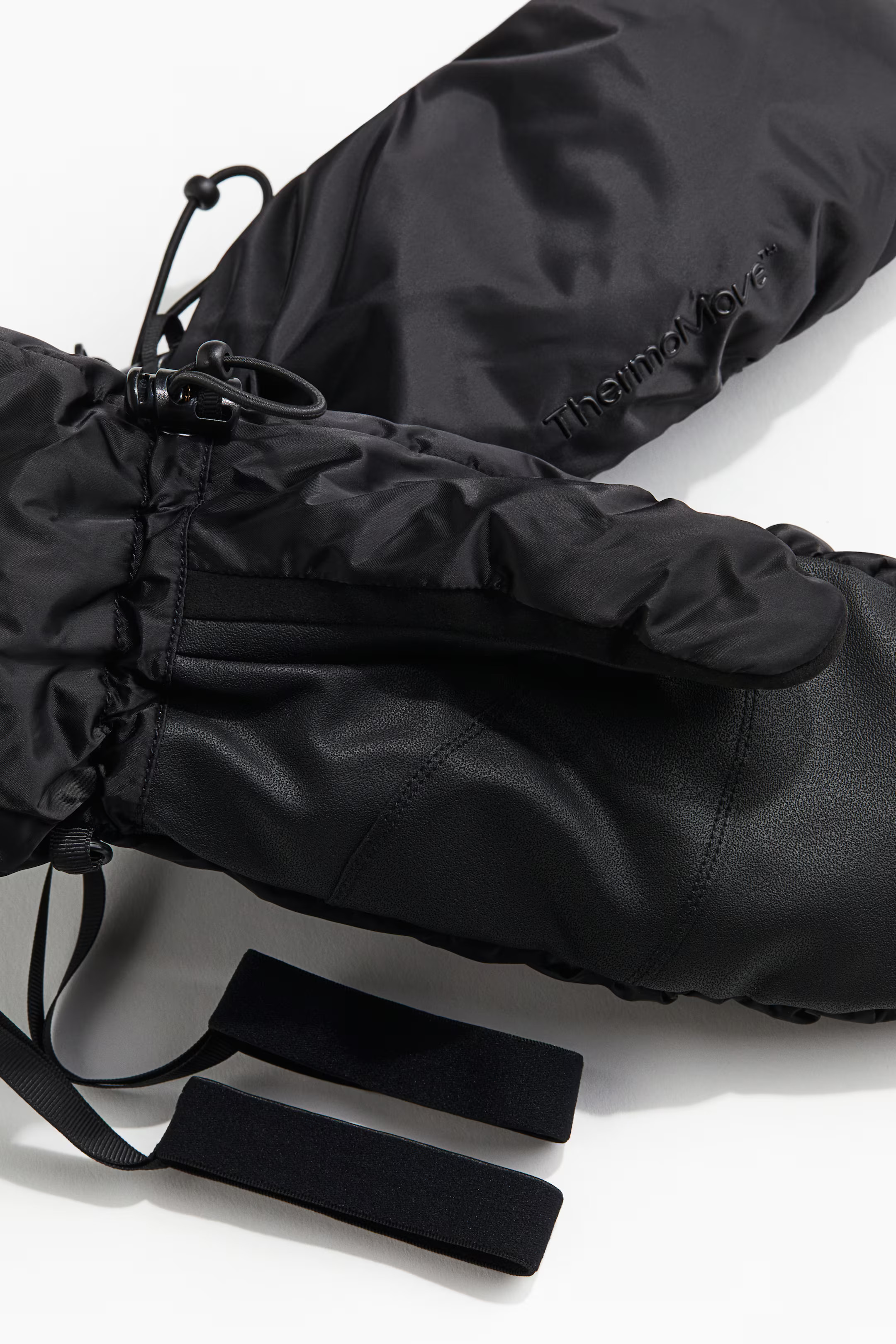 Ski Mittens in ThermoMove™ | H&M (US + CA)