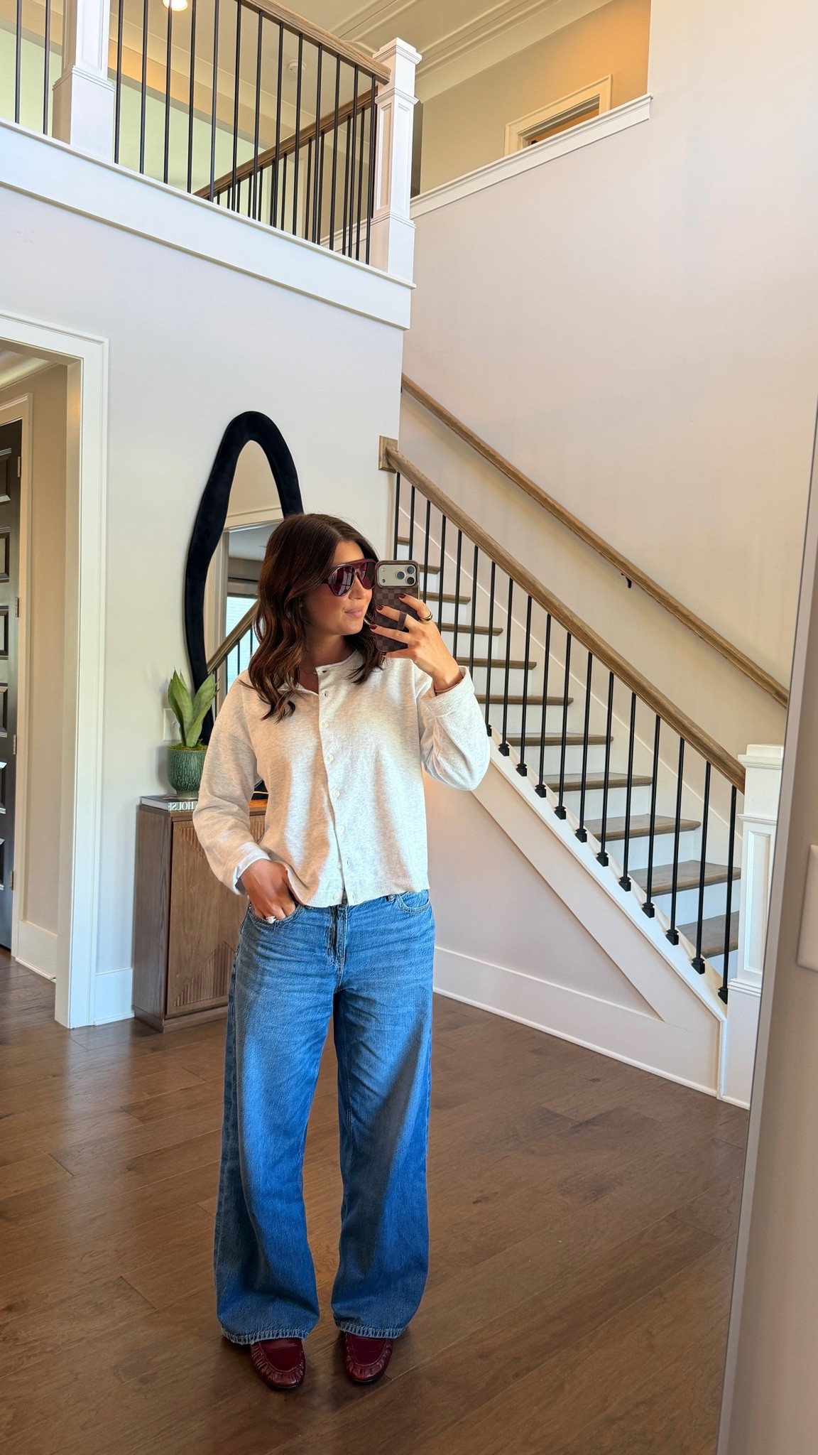 @ae jeans on sale! 40% off. Wearing size 28R. Cardigan is no longer available in grey but I did a small. Mules are on major sale right now with code “FRIENDS”