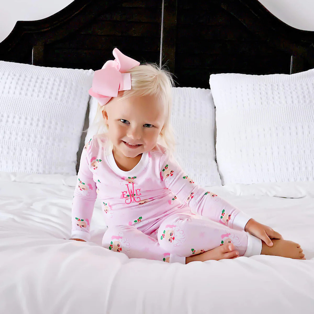 Vintage Santa Pink Print Pajamas | Classic Whimsy