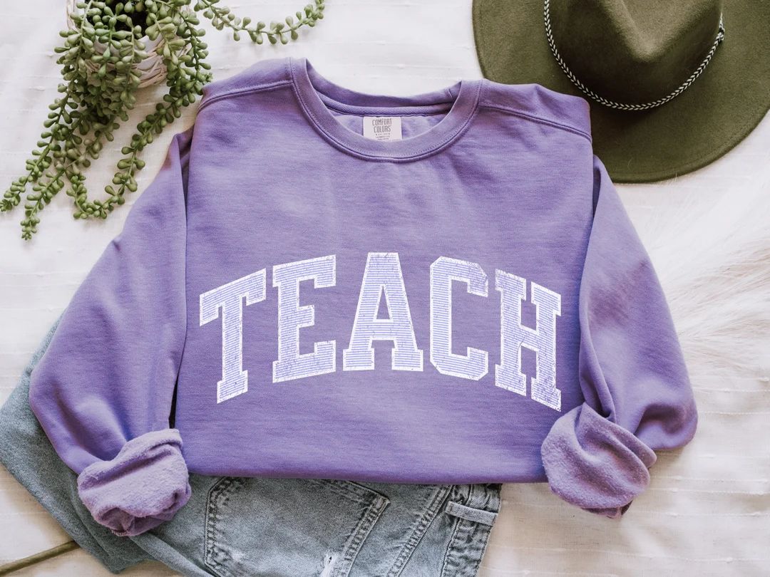 Teach Sweatshirt Teach Comfort Colors Sweatshirt Back to - Etsy | Etsy (US)