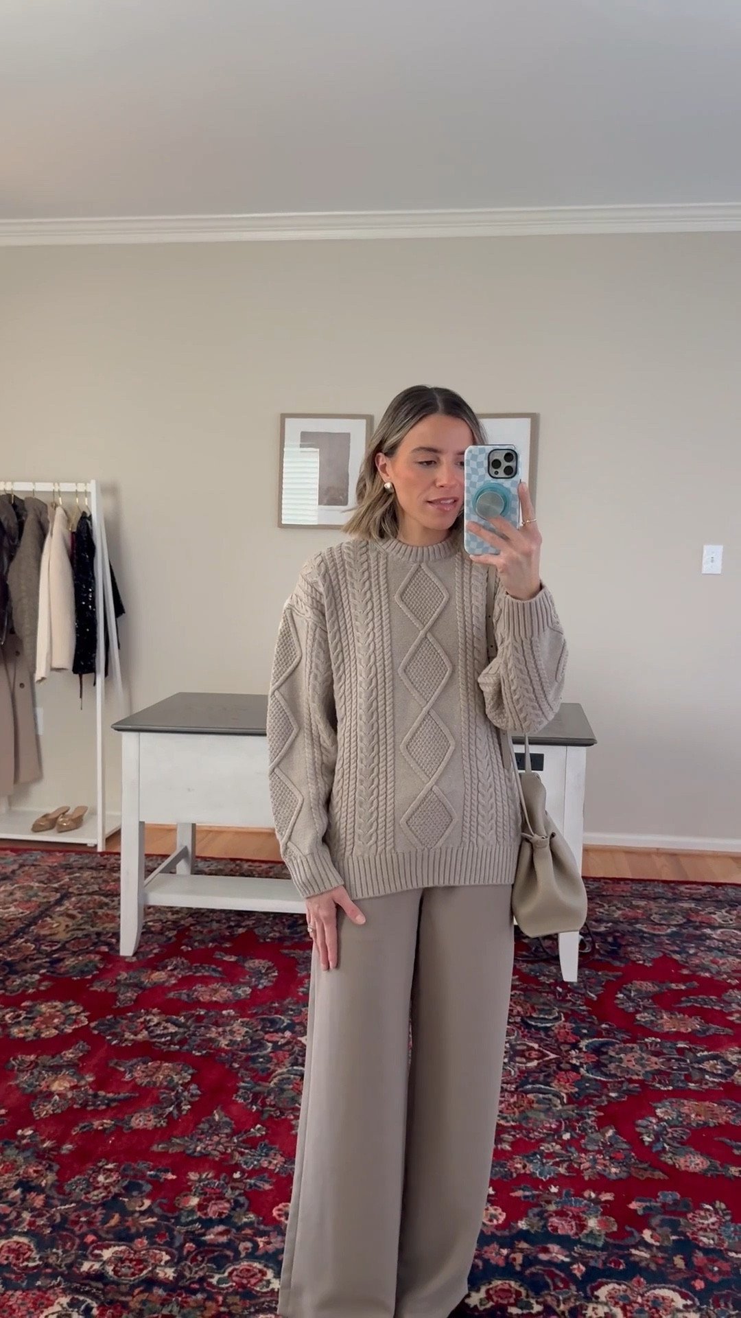 small sweater
XS pants 

Aritzia 

#LTKootd #LTKFindsUnder100 #LTKHoliday