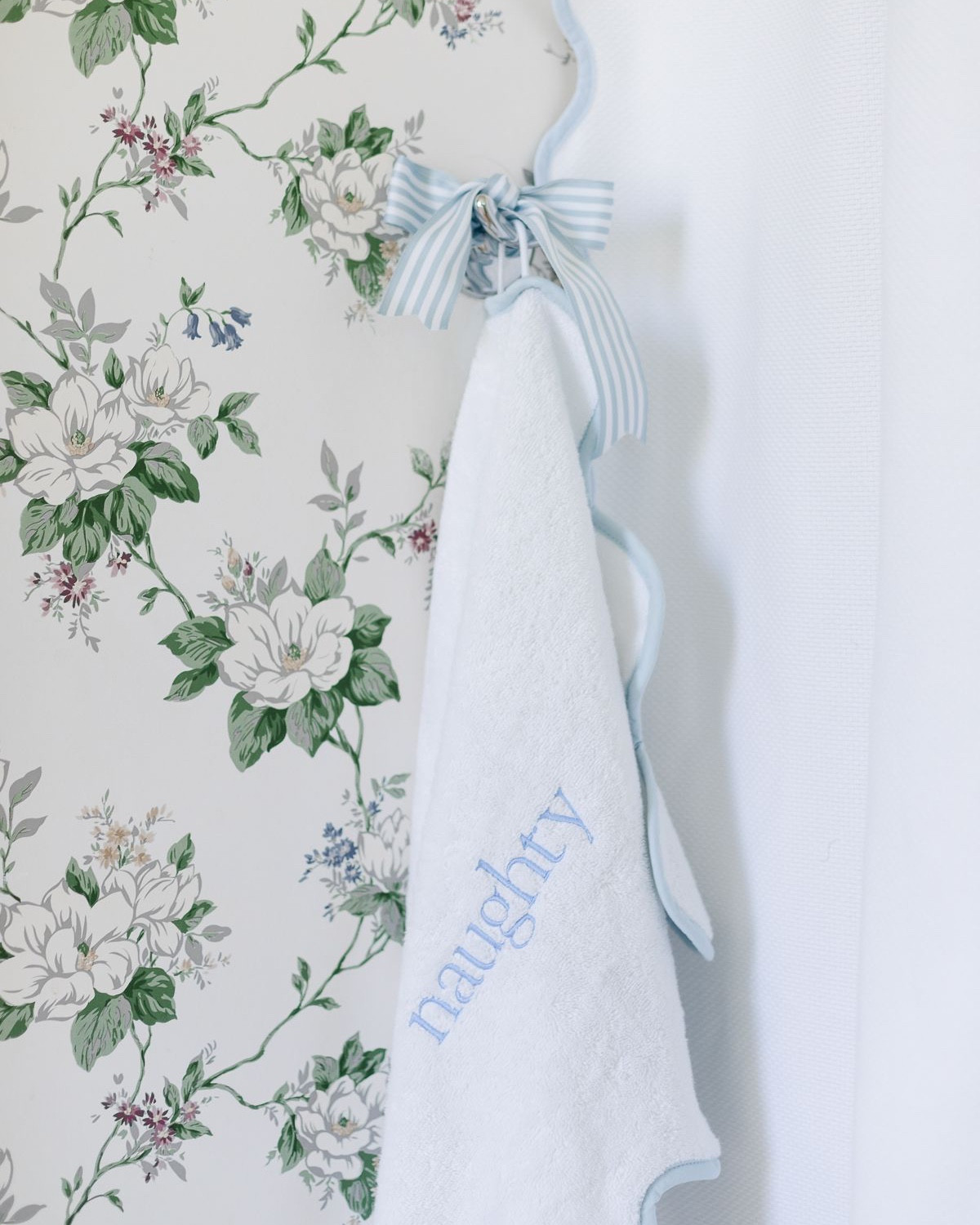 Towels make a wonderful housewarming gift or even a pretty yet practical item to have on hand for those last-minute gifts!

#LTKFindsUnder50 #LTKStyleTip #LTKGiftGuide
