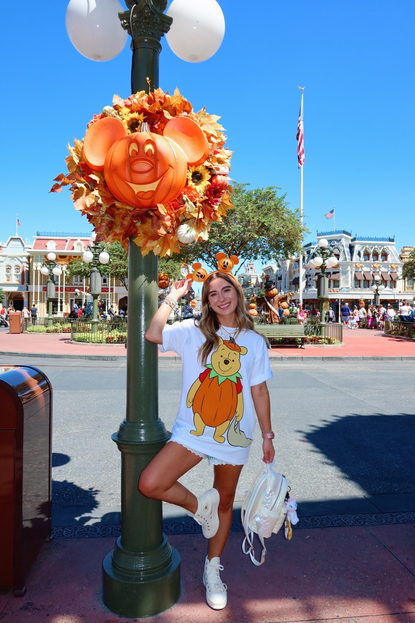 Disney Halloween outfit for a day at Magic kingdom! Got a size small in tshirt 🍯✨ #disneygirl

#LTKHalloween