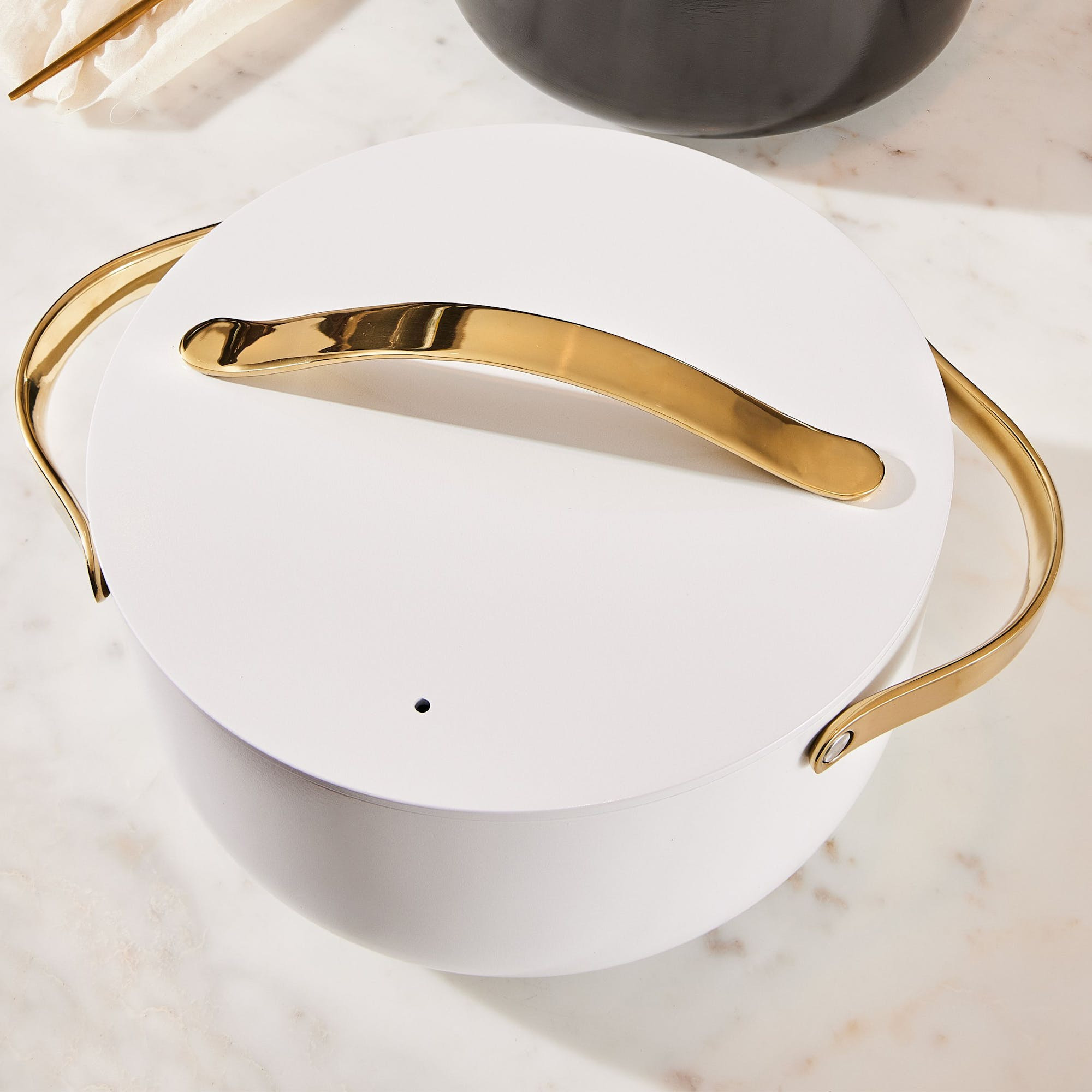 6.5 QT Dutch Oven In White | Non-Stick, Non-Toxic, PFAS-Free Ceramic Pans | Induction-Compatible For Healthy Cooking | Caraway | Caraway