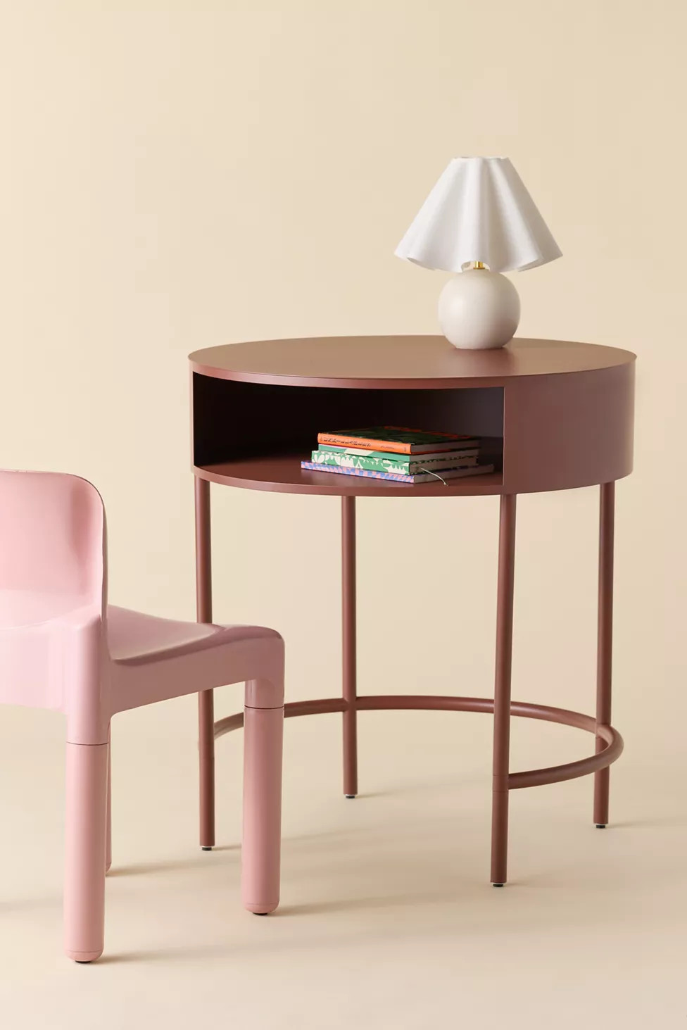 Lucie Round Iron Desk | Urban Outfitters (US and RoW)