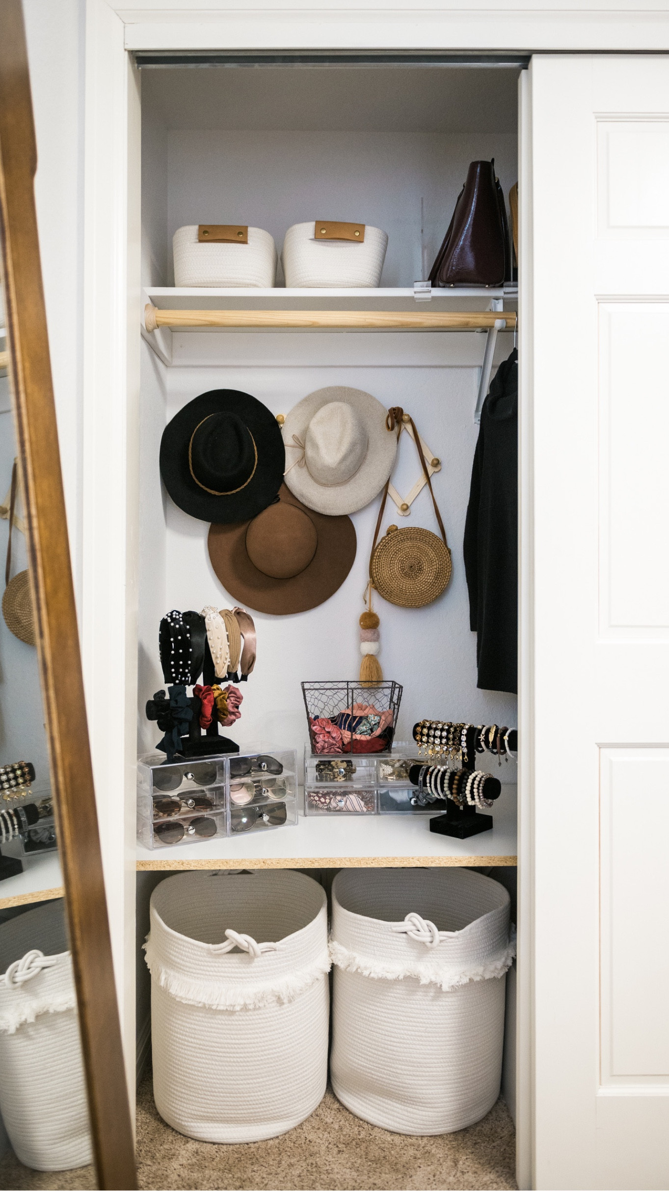 A fun way to display some of your winter favorites! 