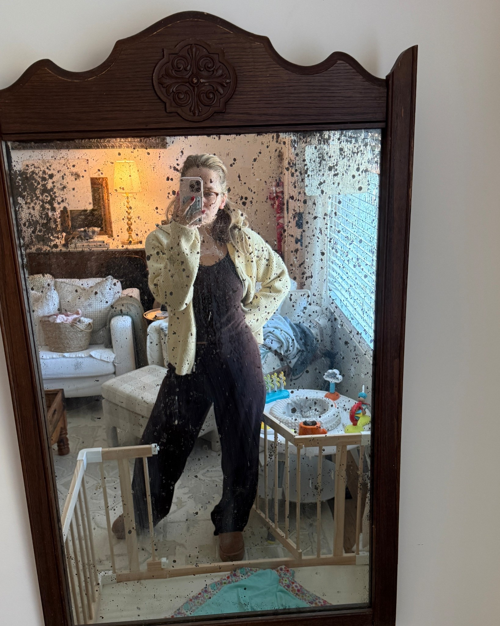 My latest go-to errands outfit featuring a brown lounge set from Target 🤎 

#LTKFindsUnder50 #LTKdayinmylife #LTKmomlife