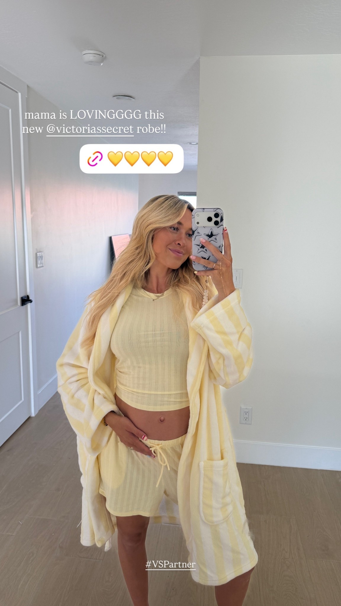 obsessed with the yellow!!!
@victoriassecret #VSPartner
