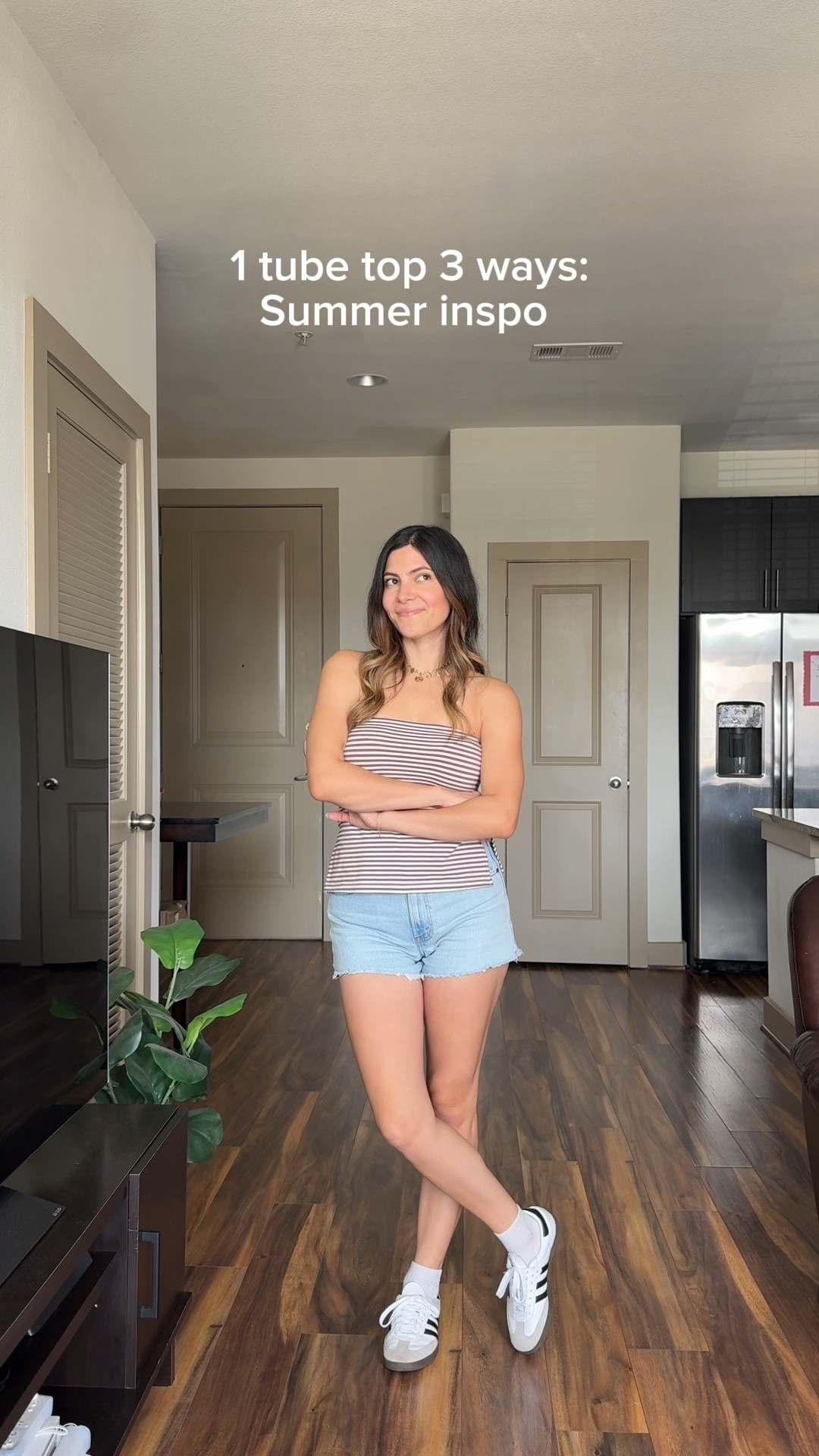 Size small in top
26/2 in denim shorts
XS in linen pants 

#LTKSummerEdit #LTKSeasonal