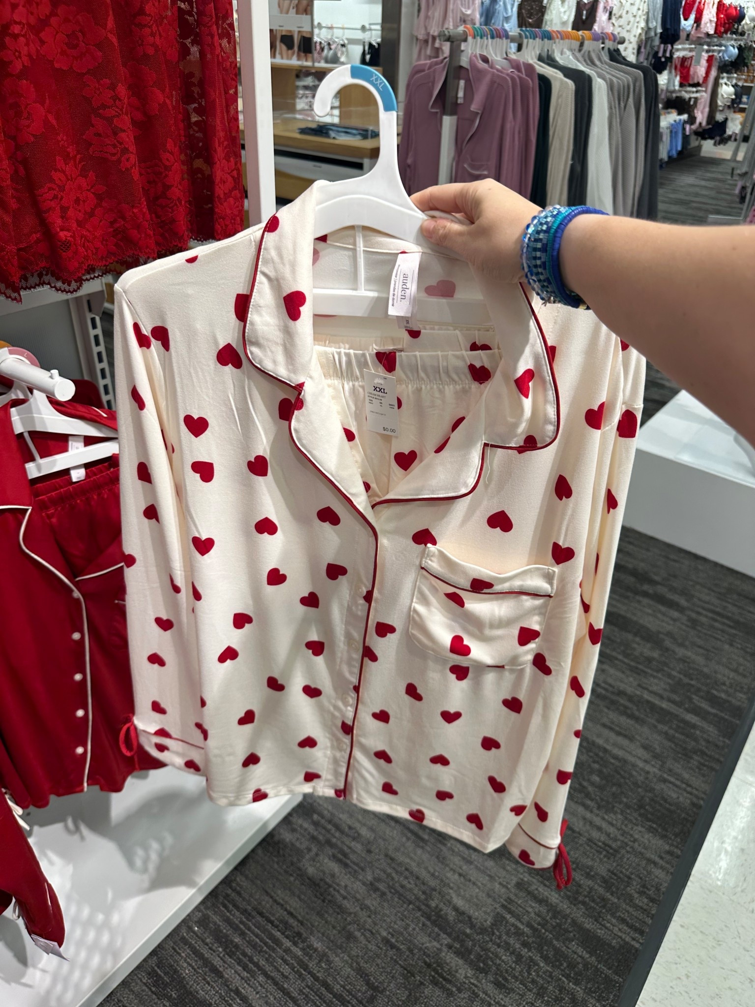 Love this matching set white & red heart pajamas for Valentine’s Day! So cute & only $30! The sleeves have little bows on them! Range from sizes XS-4X! It’s a shorts & long sleeve set! :)

#LTKFindsUnder50 #LTKMidsize #LTKPlusSize
