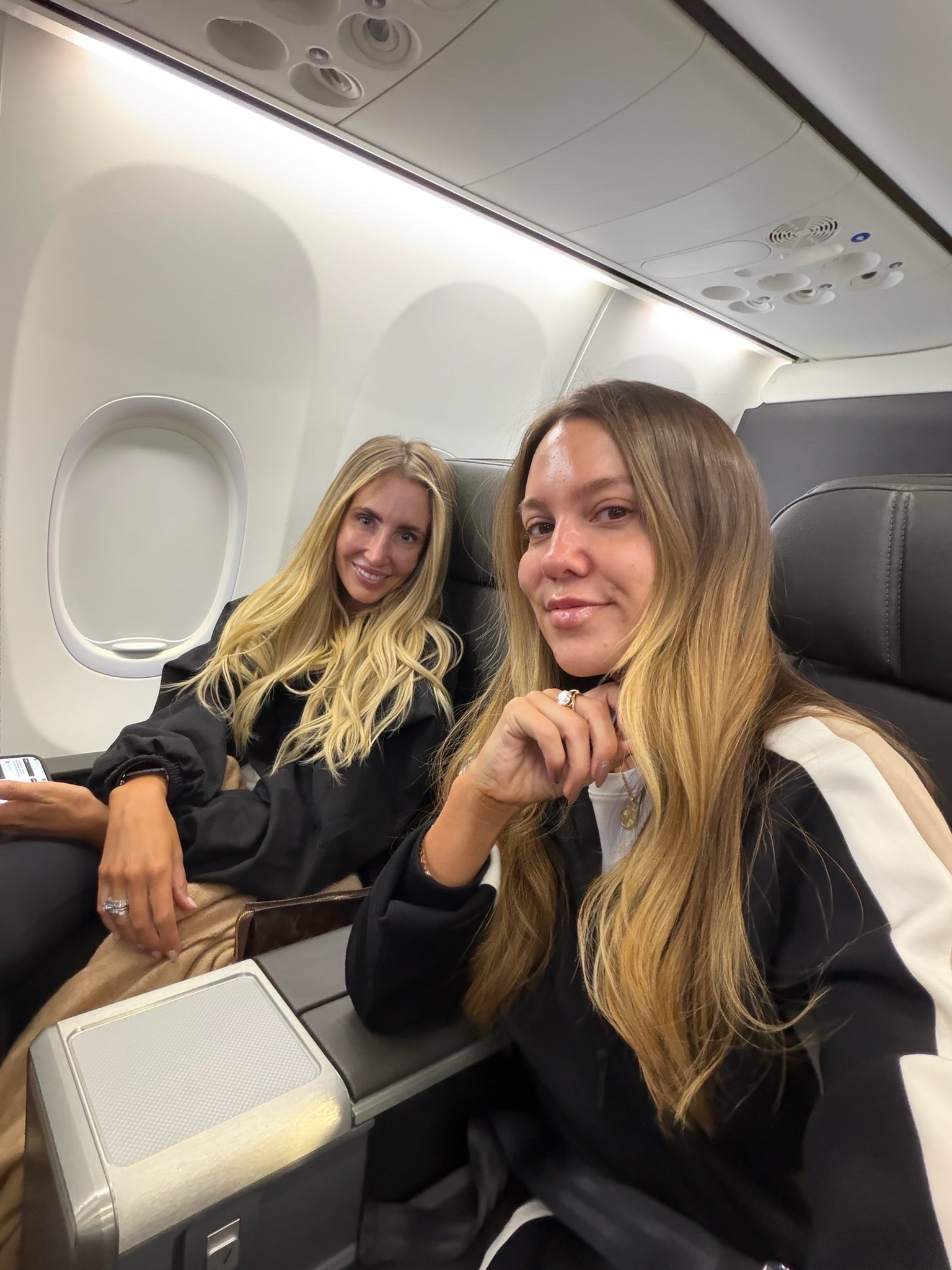 What we wore for our travel day to LTK con ! 

Travel fashion, travel must haves, everyday fashion, casual outfit, trendy fashion