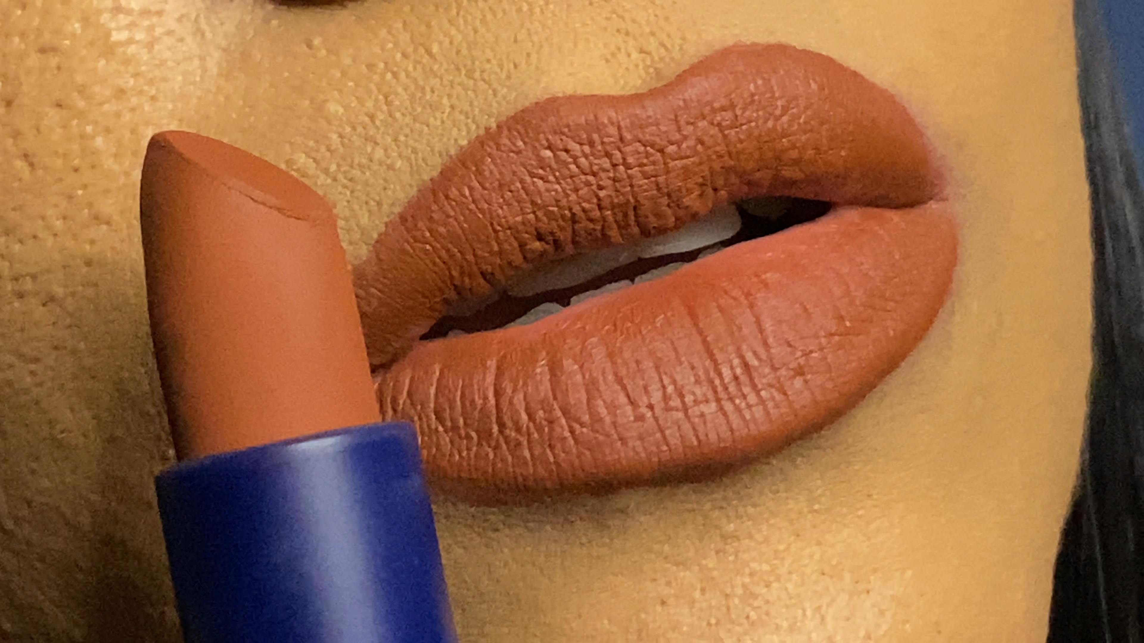 Uma das cores dos novos BT LUX + de linha Bruna Tavares, essa cor é a MANU, uma de minhas favoritas 🤎

#LTKbrasil #LTKbeauty