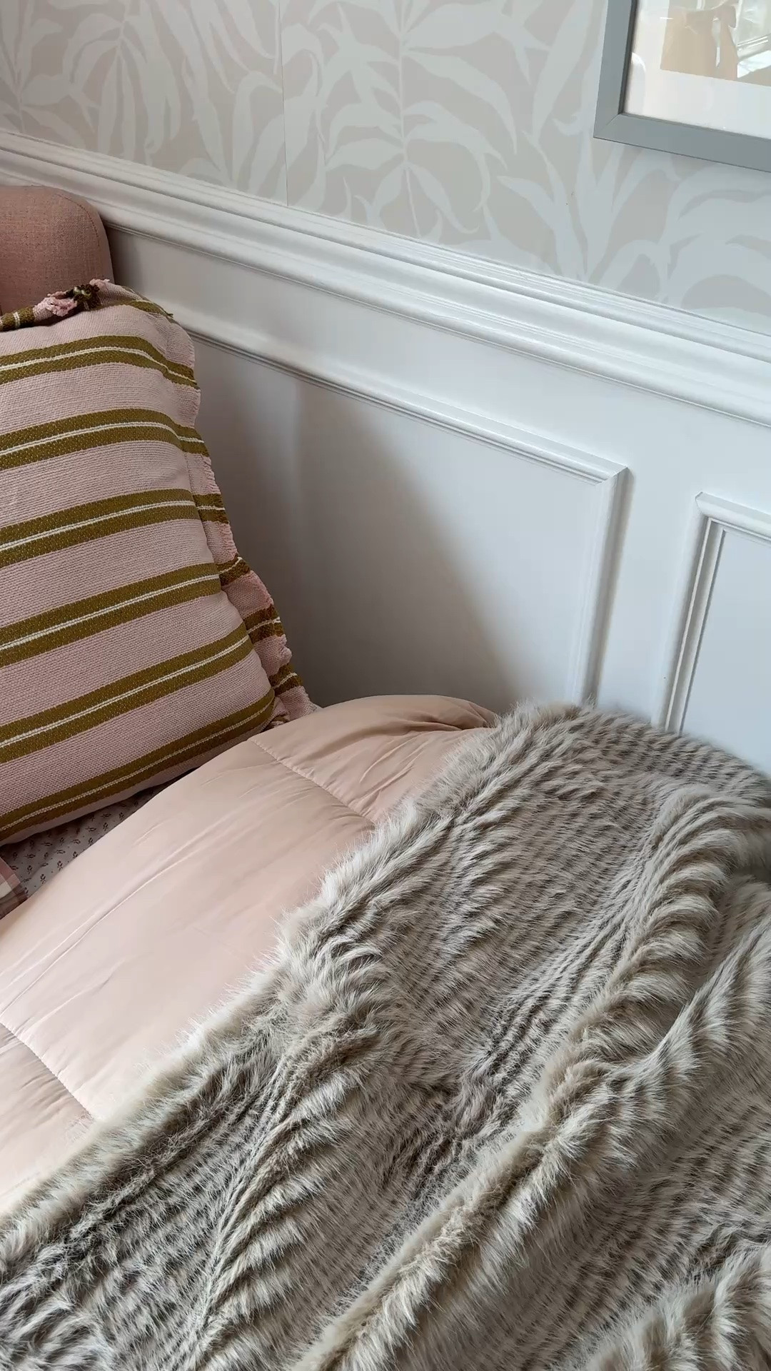 I’ll never say no to adding a little magic to my kids’ bedrooms ✨ If it brings a smile to their faces, why not?! 

I found the most beautiful bedding, seasonal pillows, decorations, lights, colorful garland and lit houses all from @Anthropologie  to make my daughter’s bedroom the happiest place and you should have seen her face when she saw it!

#LTKHome #LTKmomlife #LTKKids
