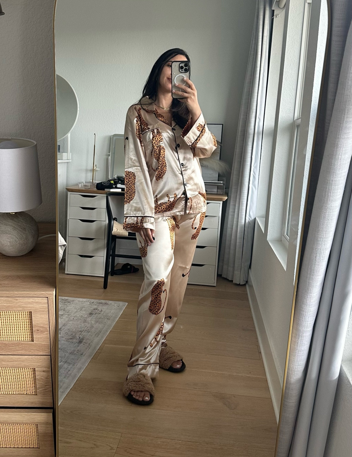 Luxury pjs 🖤 I’m wearing Large size and I love oversized in pjs

#LTKStyleTip #LTKPlusSize #LTKSaleAlert