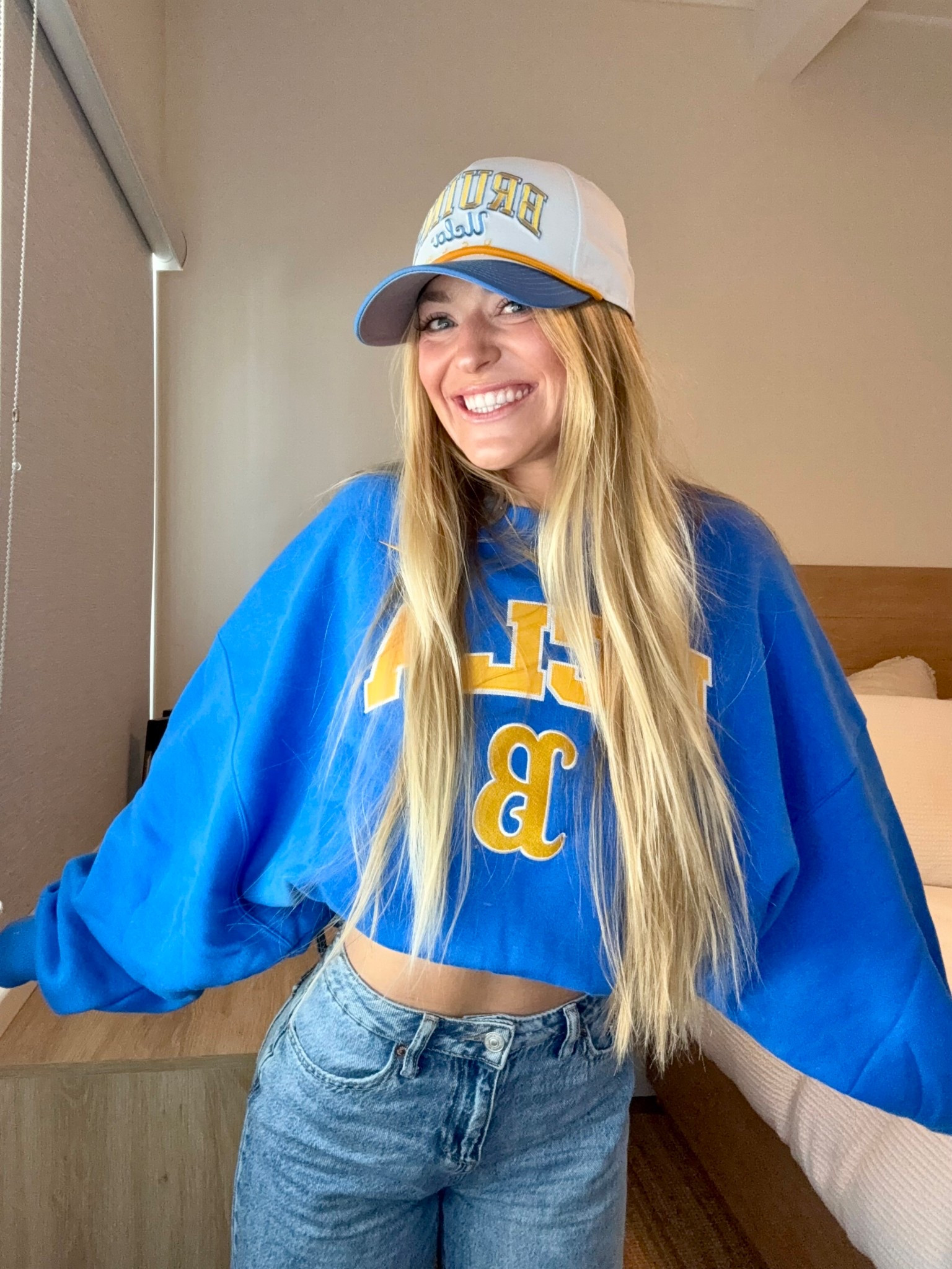 Meet day ready💙💛🐻 #fanatics #ad @fanatics 

#LTKFindsUnder50 #LTKU #LTKStyleTip