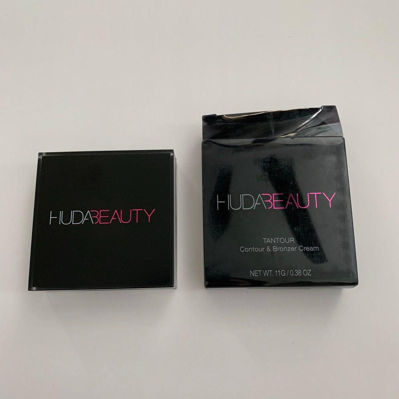 Huda Beauty Bronzer and contour - Black/Pink | Depop US