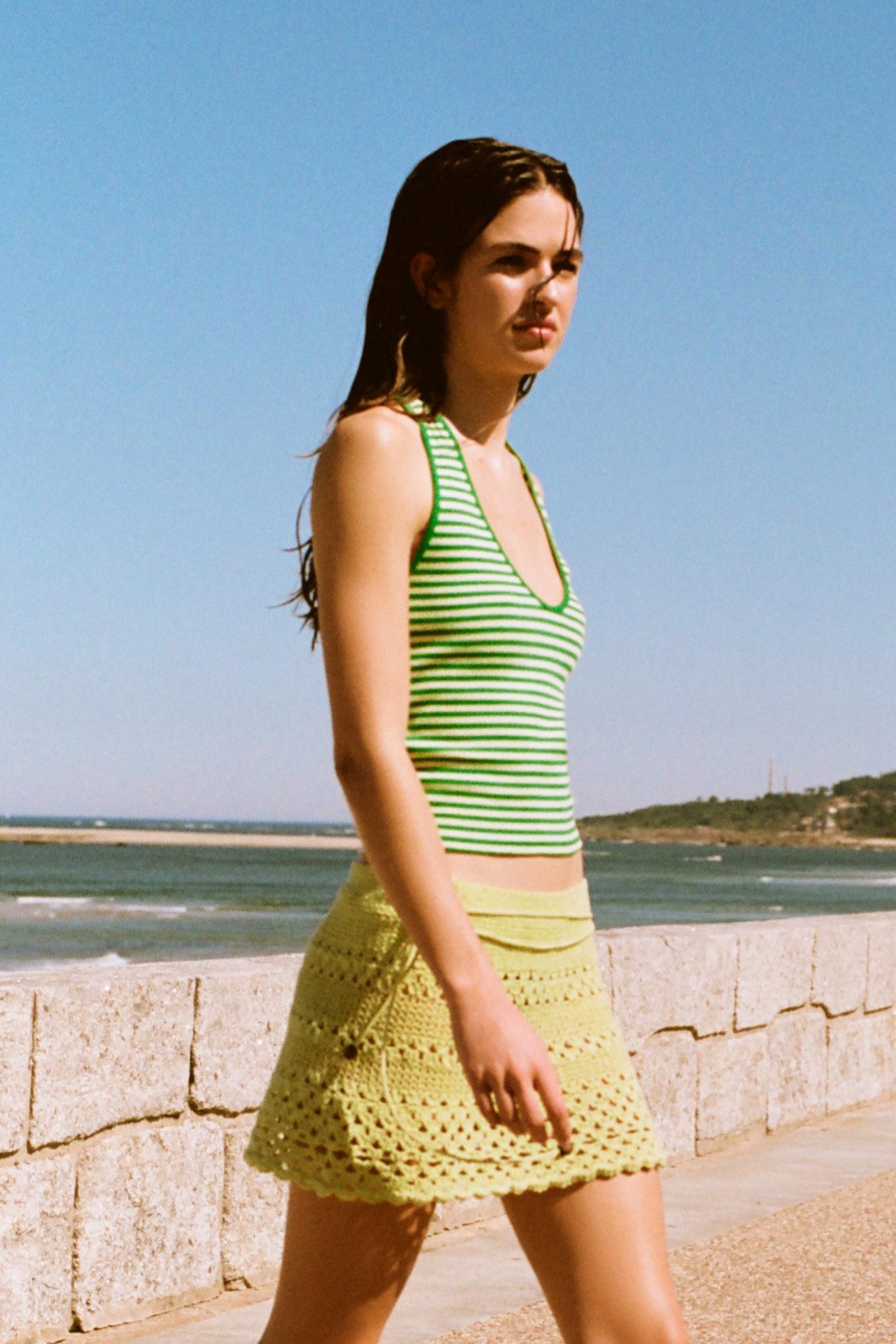Striped halter top | Pull&Bear United Kingdom | PULL and BEAR UK