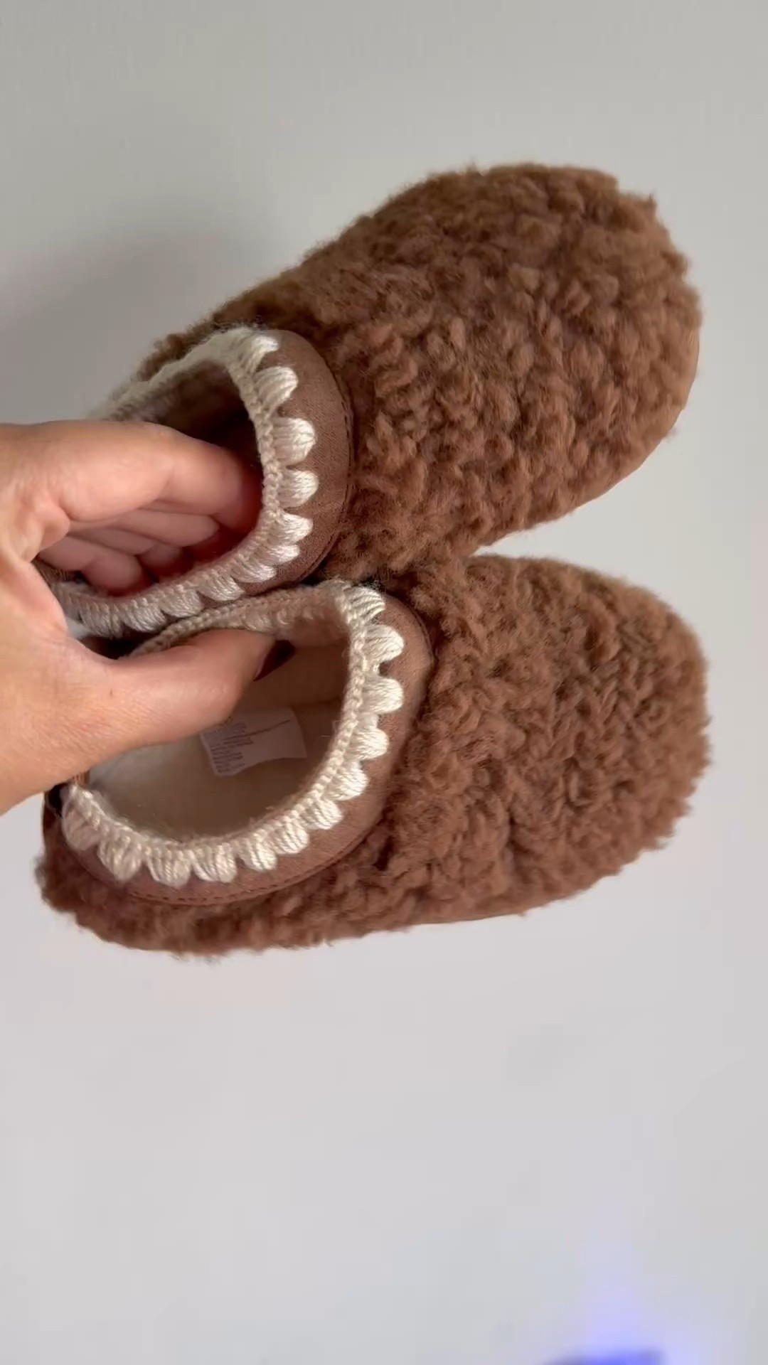 Cutest toddler slippers! 

#LTKKids #LTKHoliday #LTKGiftGuide