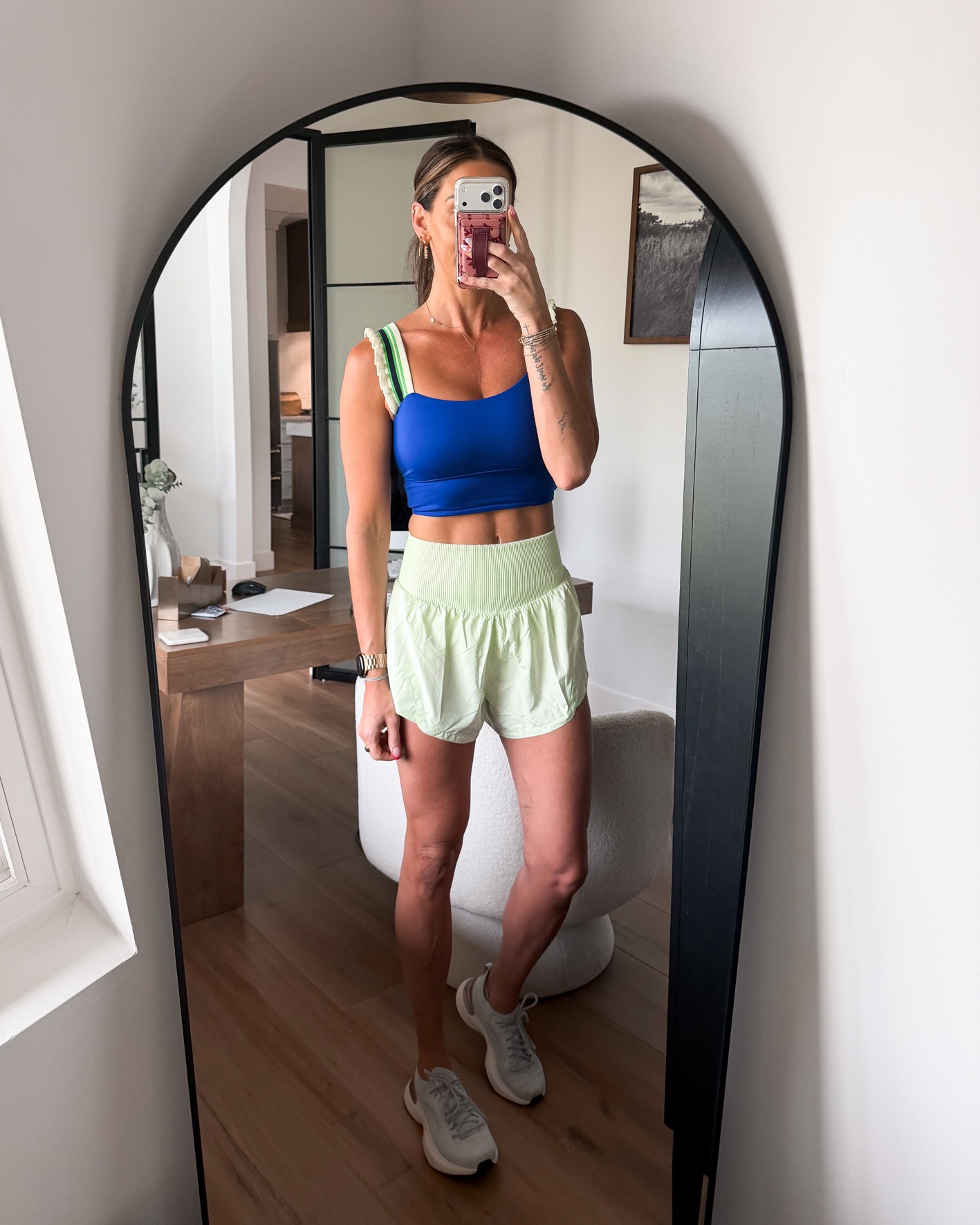 Top-xs/s
Shorts-small

#LTKootd #LTKActive #LTKfitnessgoals