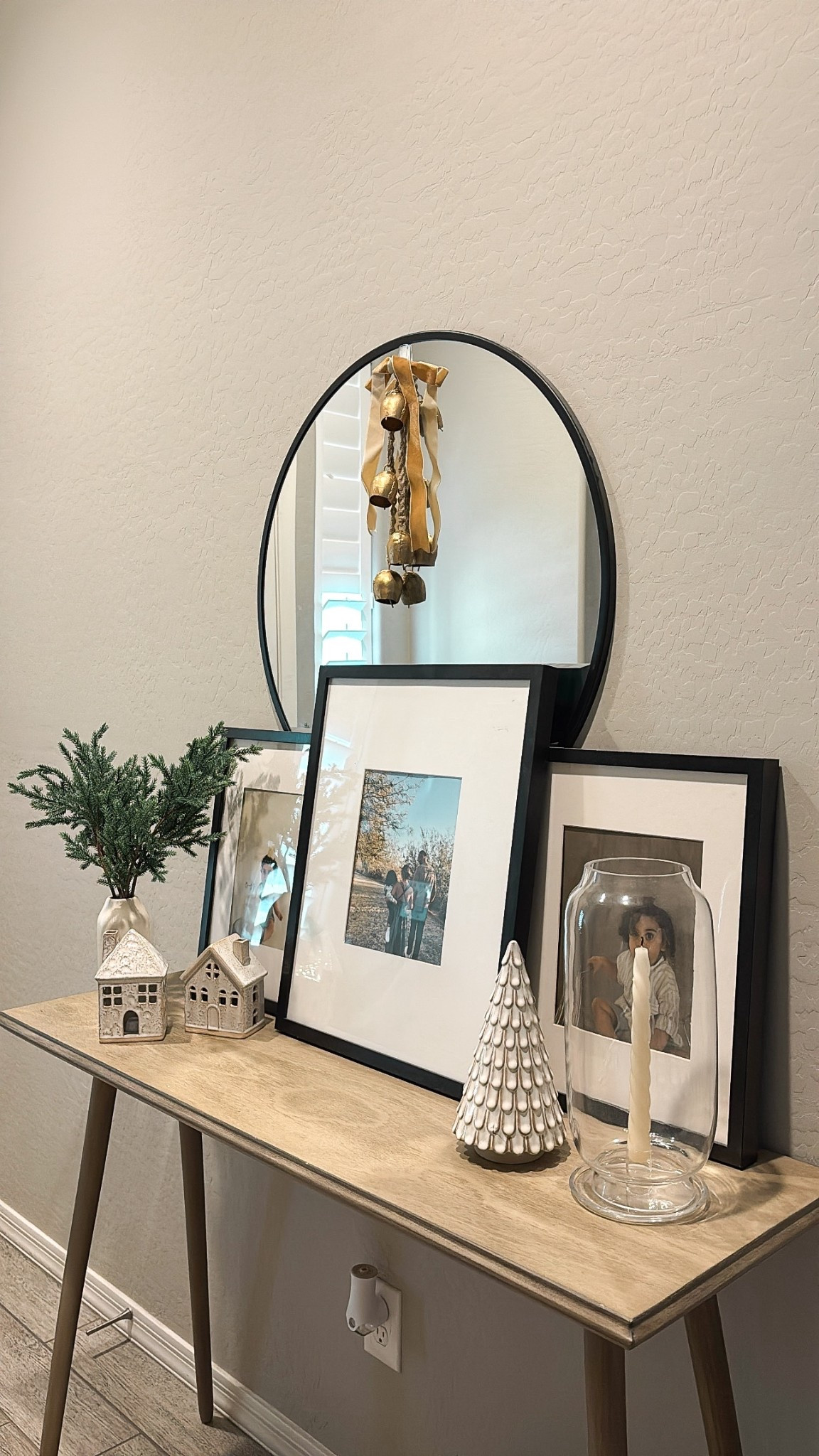 Entry table styling for Christmas!✨ 

#christmasdecor #entrywaydecor #christmasdecorating #entrywaystyling #christmasdecorideas #cozyhome #entrytable #consoletablestyling #decorideas #affordablefinds #entrymirror #targetfinds #targetchristmas #photoframes #amazonfinds  

#LTKSaleAlert #LTKHoliday #LTKHome