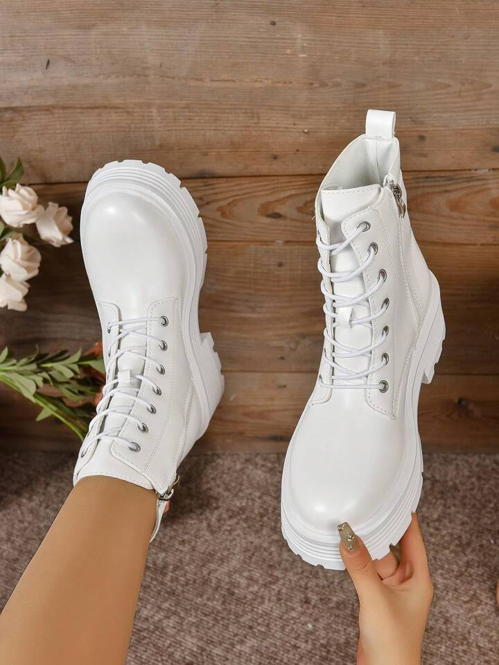 Women's Fashionable Thick-soled Large Size Boots With Metal Buckle | SHEIN