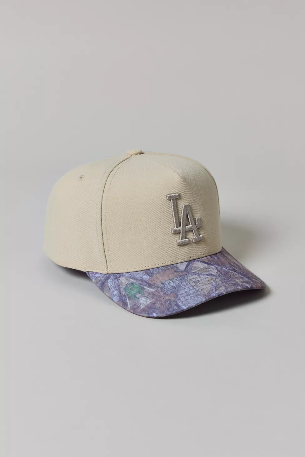 Mitchell & Ness MLB Los Angeles Dodgers Camo Pro Hat | Urban Outfitters (US and RoW)