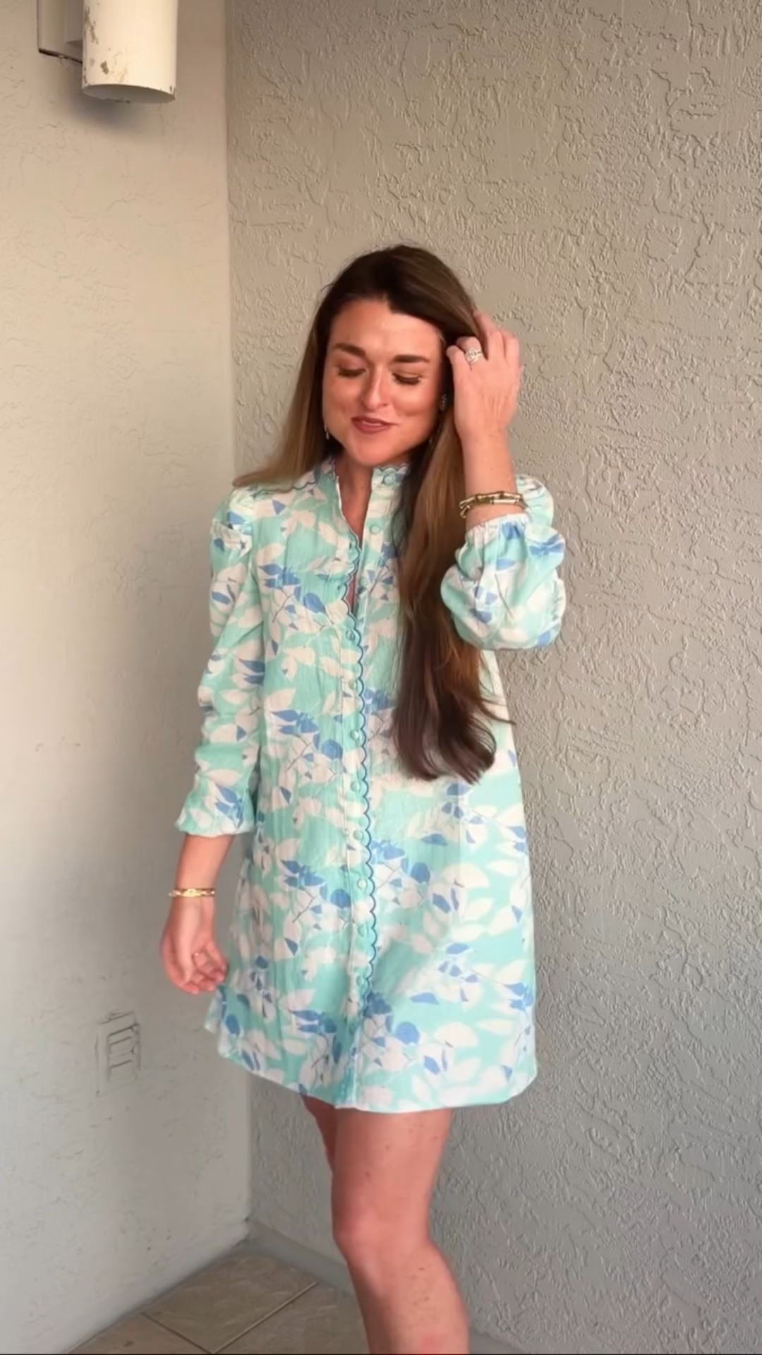 Vacation nights call for a dress that makes you feel ✨that✨ good. Dinner views + this beauty = yes please.