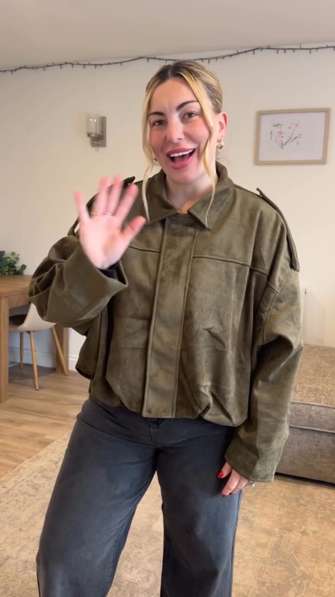 shaping jeans, timeless jacket & a little leopard print always 🐆✨ 🍑🍑

BETHANYS gets you extra discount off the boohoo sale😍 

#LTKjeans #LTKeurope #LTKuk