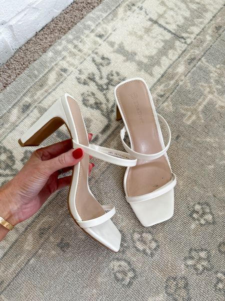 If you’re looking for an affordable white summer heel, these Amazon ones are so good! They run TTS. Summer heels // white heels // wedding guest shoes // summer event shoes // Amazon shoes // Amazon finds 

#LTKStyleTip #LTKWedding #LTKSeasonal