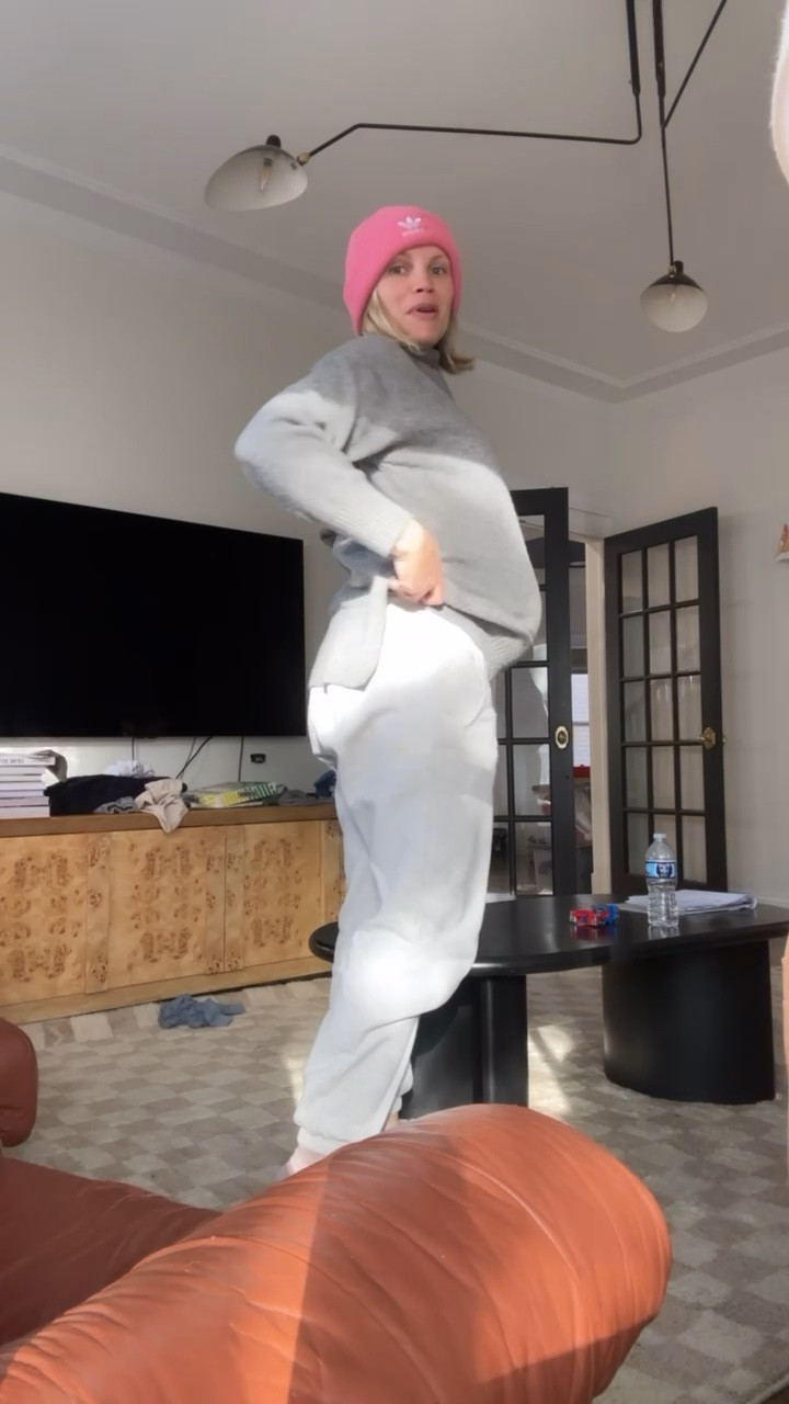 my favorite sweatpants to wear 24/7 (even when i’m not preggo!) #ootd 

#LTKootd #LTKBump #LTKdayinmylife