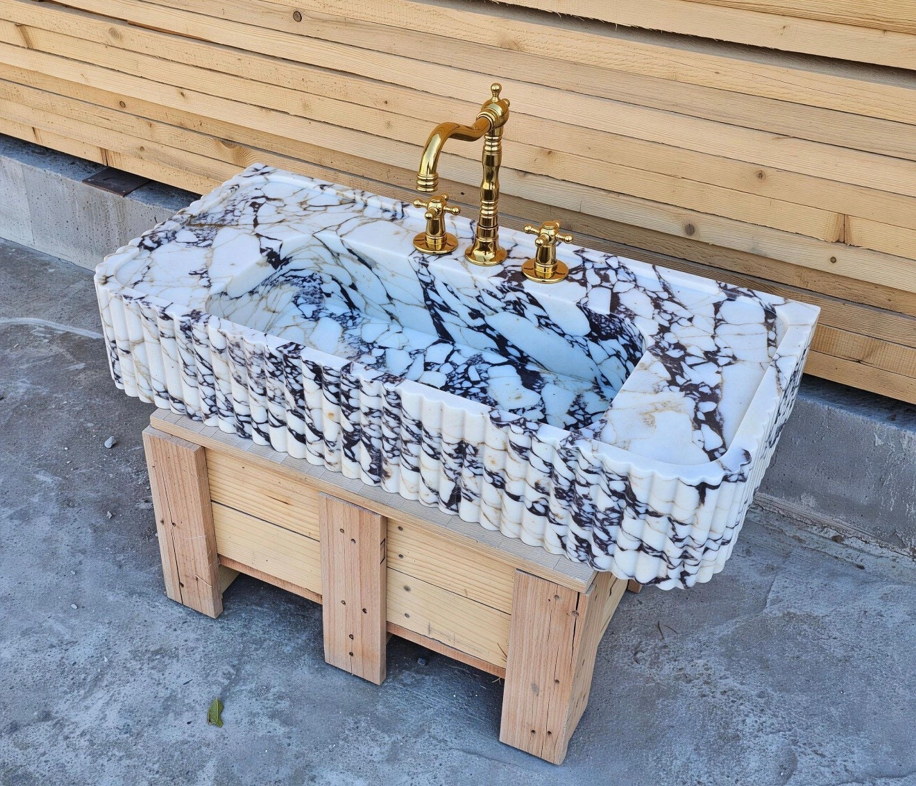 marble sinks are taking over ✨ 

#LTKmomlife #LTKHome #LTKSaleAlert