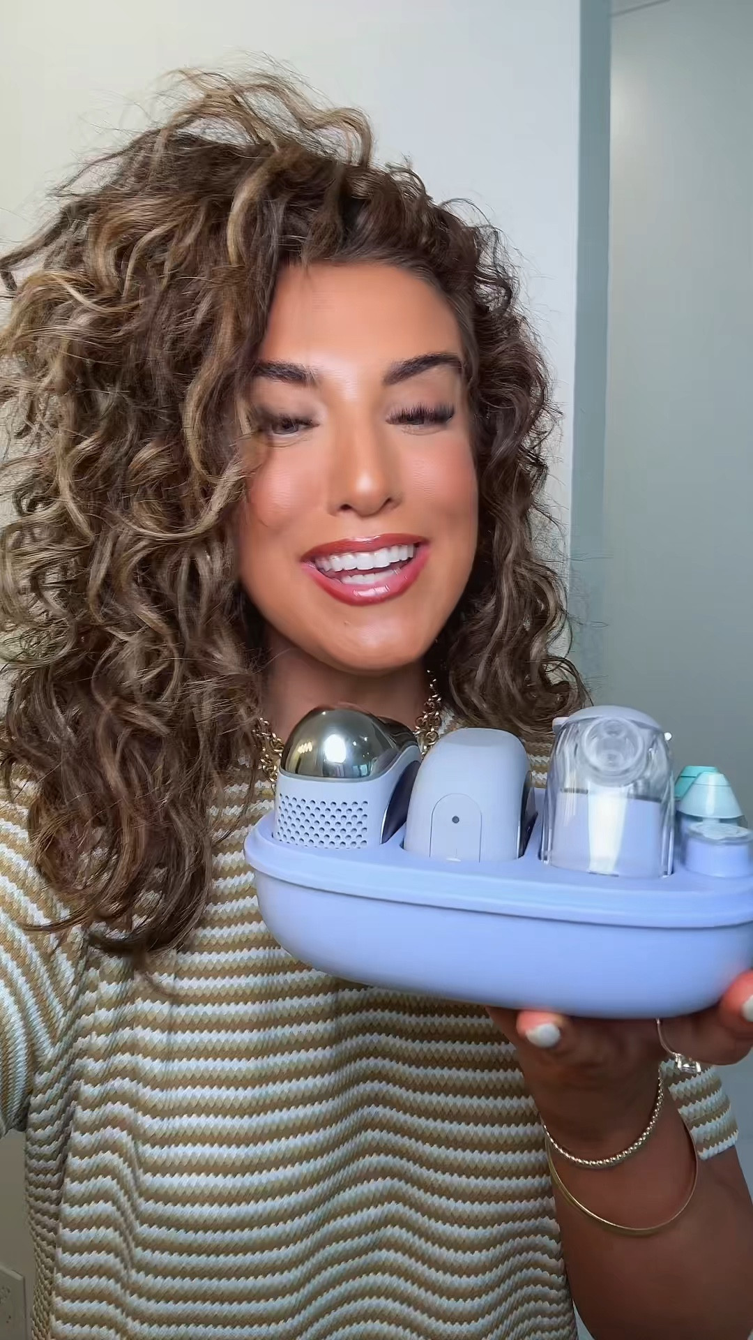 Sharks new at home hydrofacial machine! It also has a guasha feature that heats and cools so it’s great for lymphatic drainage! 

#LTKBeauty #LTKgrwm #LTKmomlife