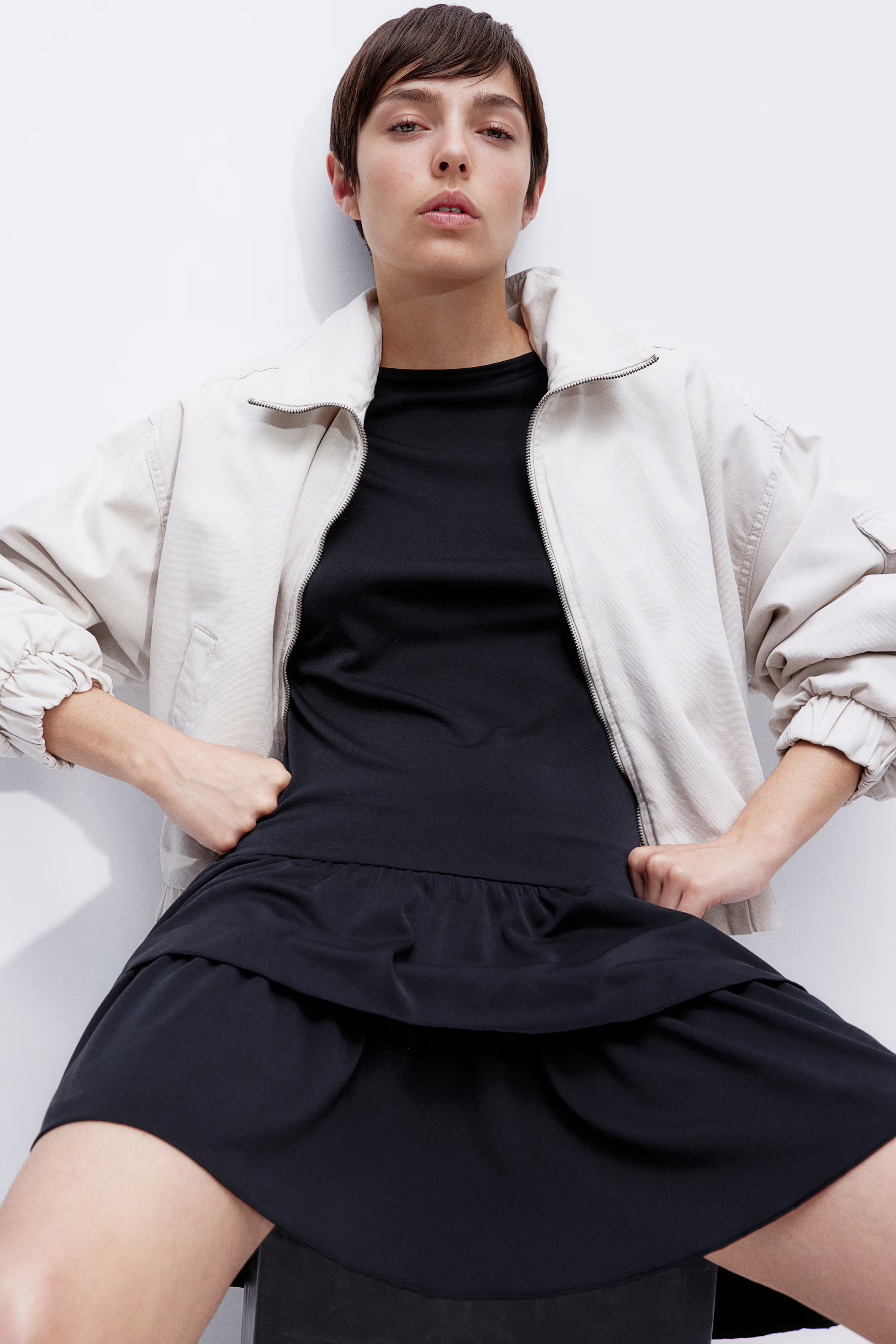 Tiered-skirt jersey dress | H&M (UK, MY, IN, SG, PH, TW, HK)