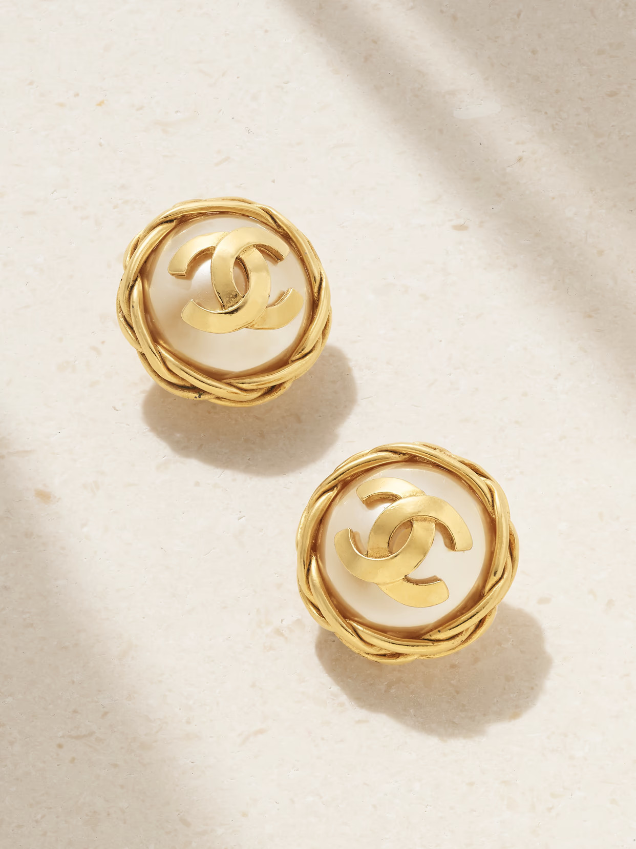VINTAGE CHANEL - Gold-plated Faux Pearl Clip Earrings - One size | NET-A-PORTER (US)