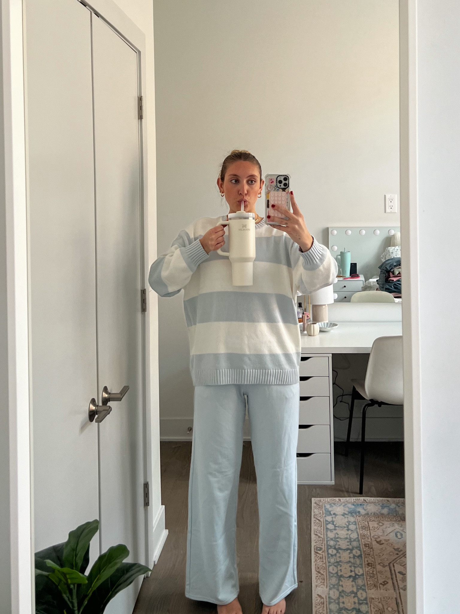 Striped sweaters go with wide leg sweats right? 🤭🩵

sweater: large
sweats: small (long)

#LTKU #LTKSeasonal #LTKGiftGuide