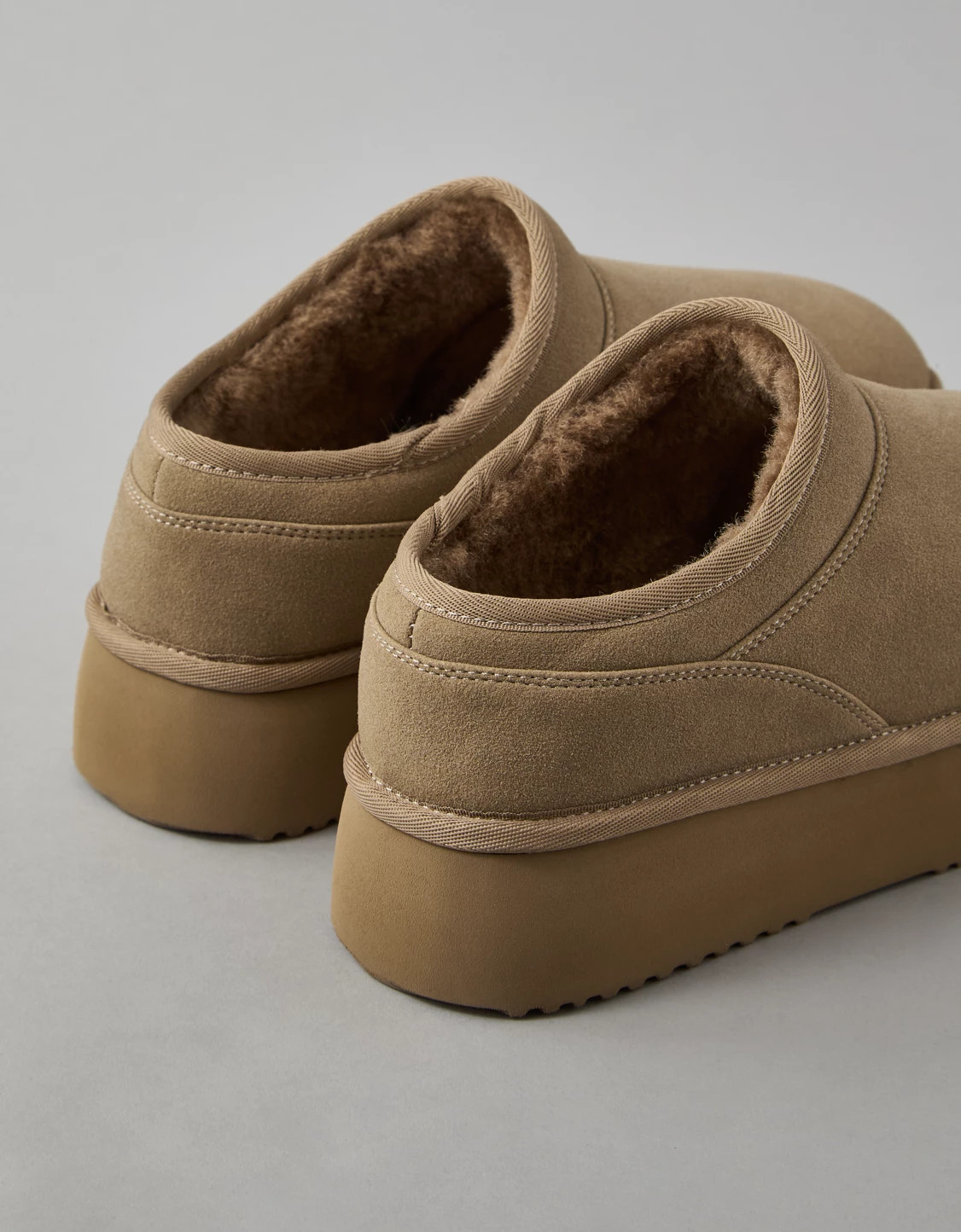 AE The Hangout Slip-On Slipper | American Eagle Outfitters (US & CA)
